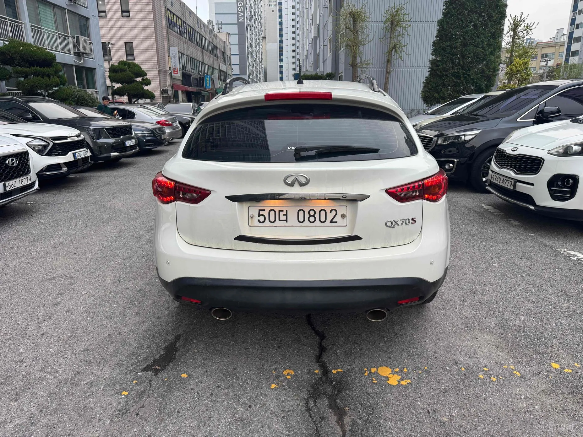 Infiniti QX70 превью 5