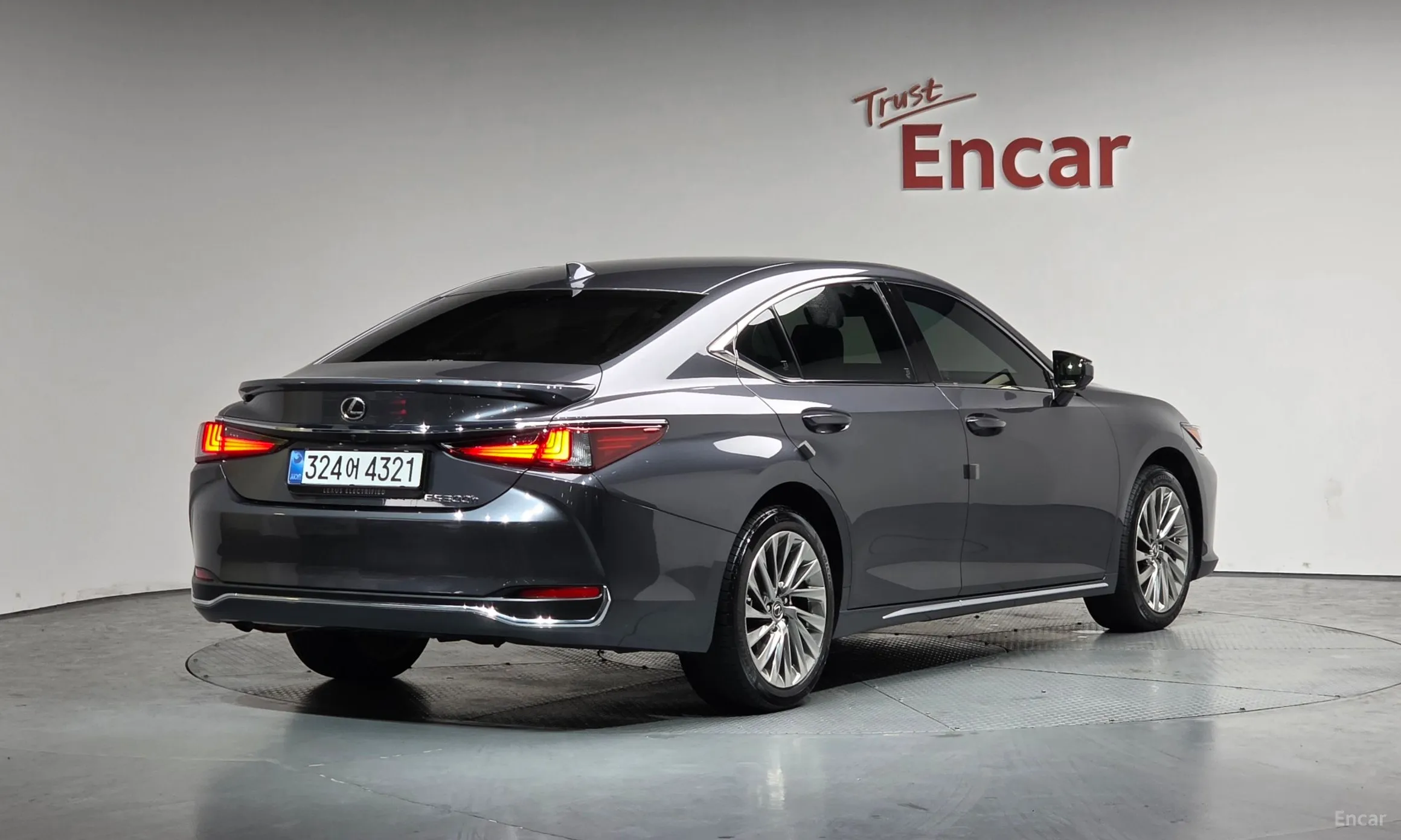 Lexus ES300h 7th Generation превью 2