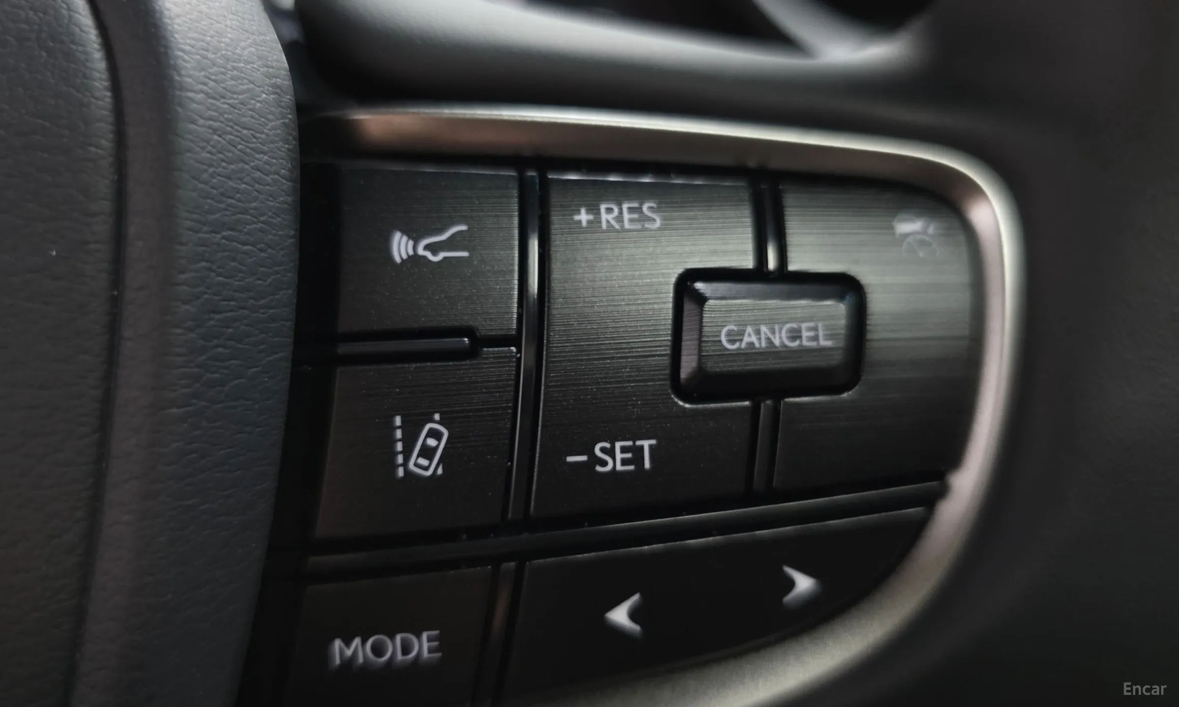 Lexus ES300h 7th Generation превью 18