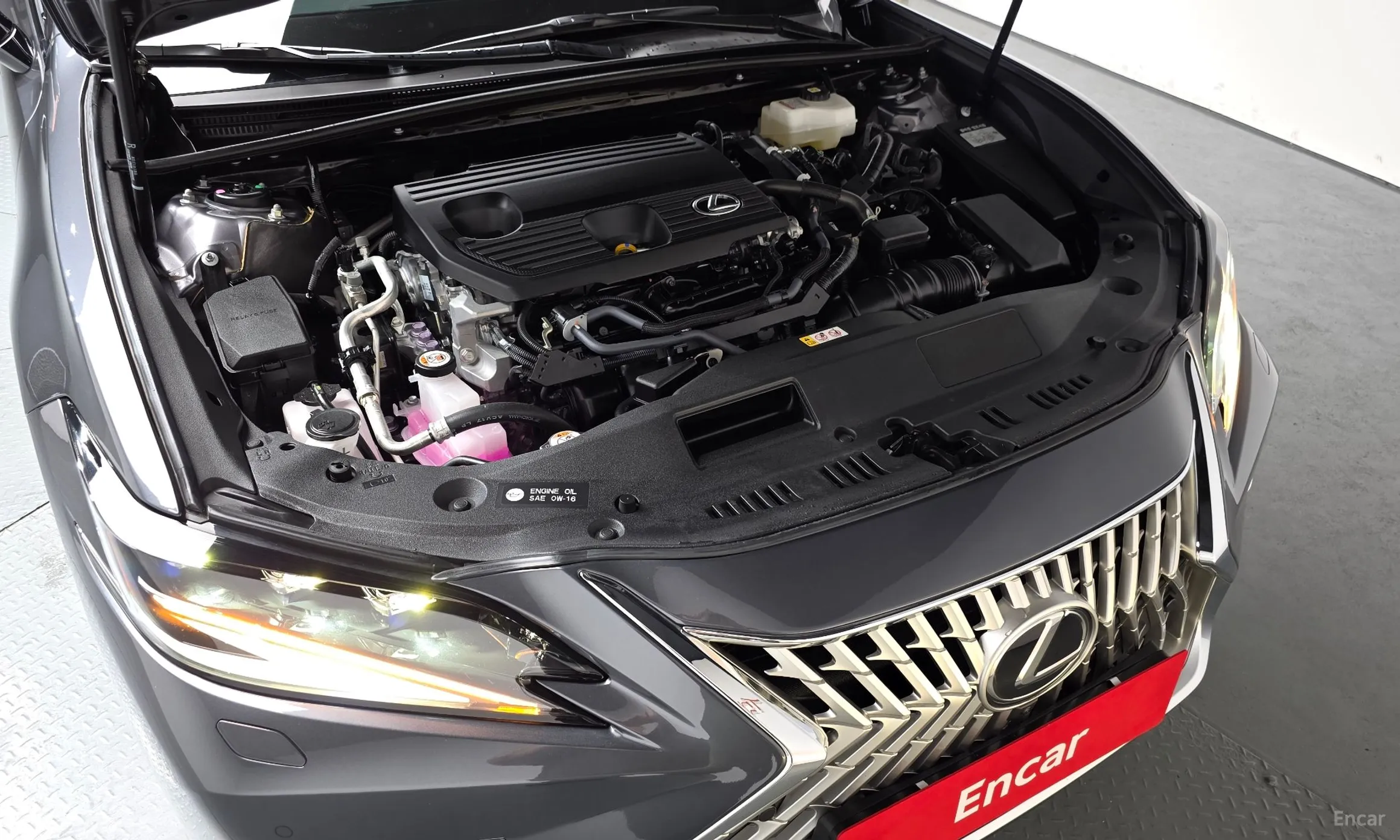 Lexus ES300h 7th Generation превью 6
