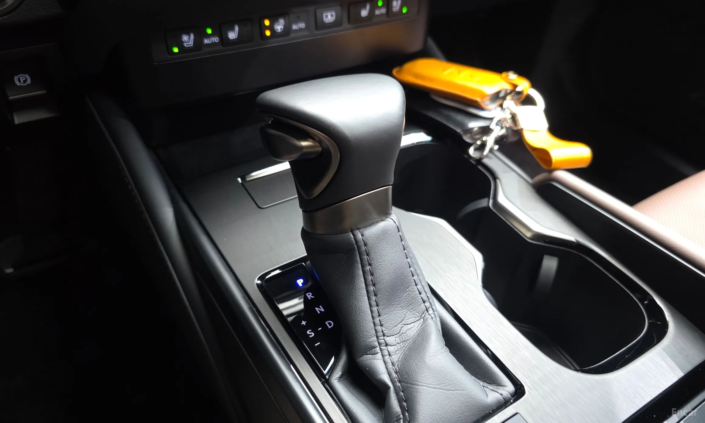 Lexus ES300h 7th Generation превью 9