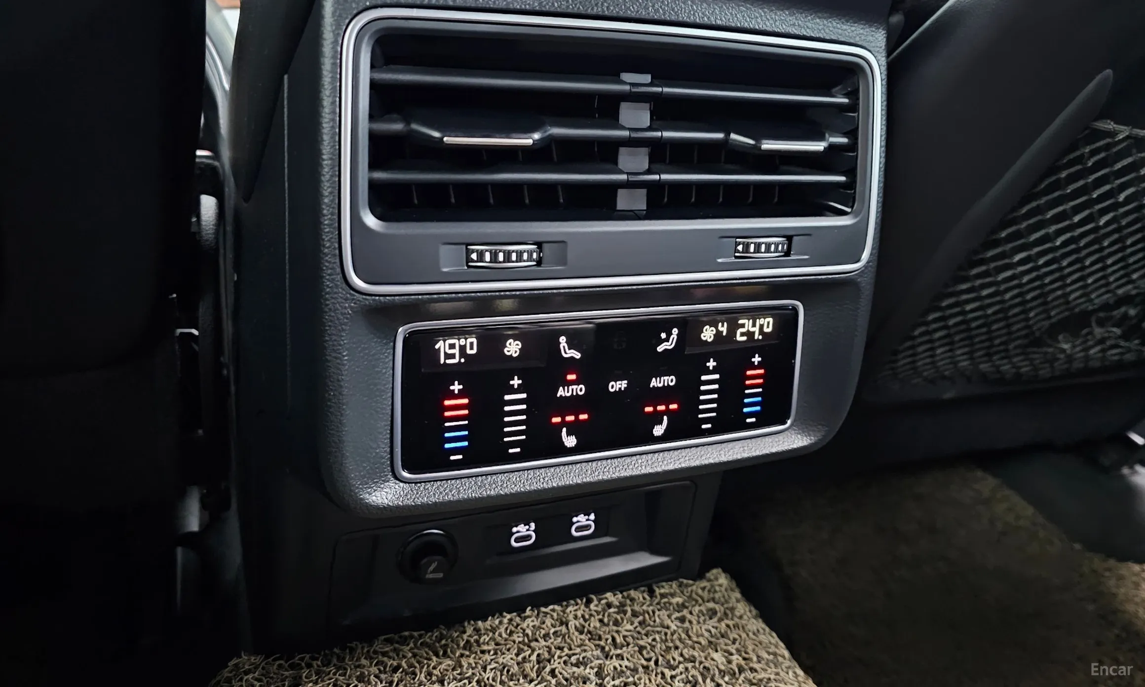 Audi Q8 (4M) превью 18