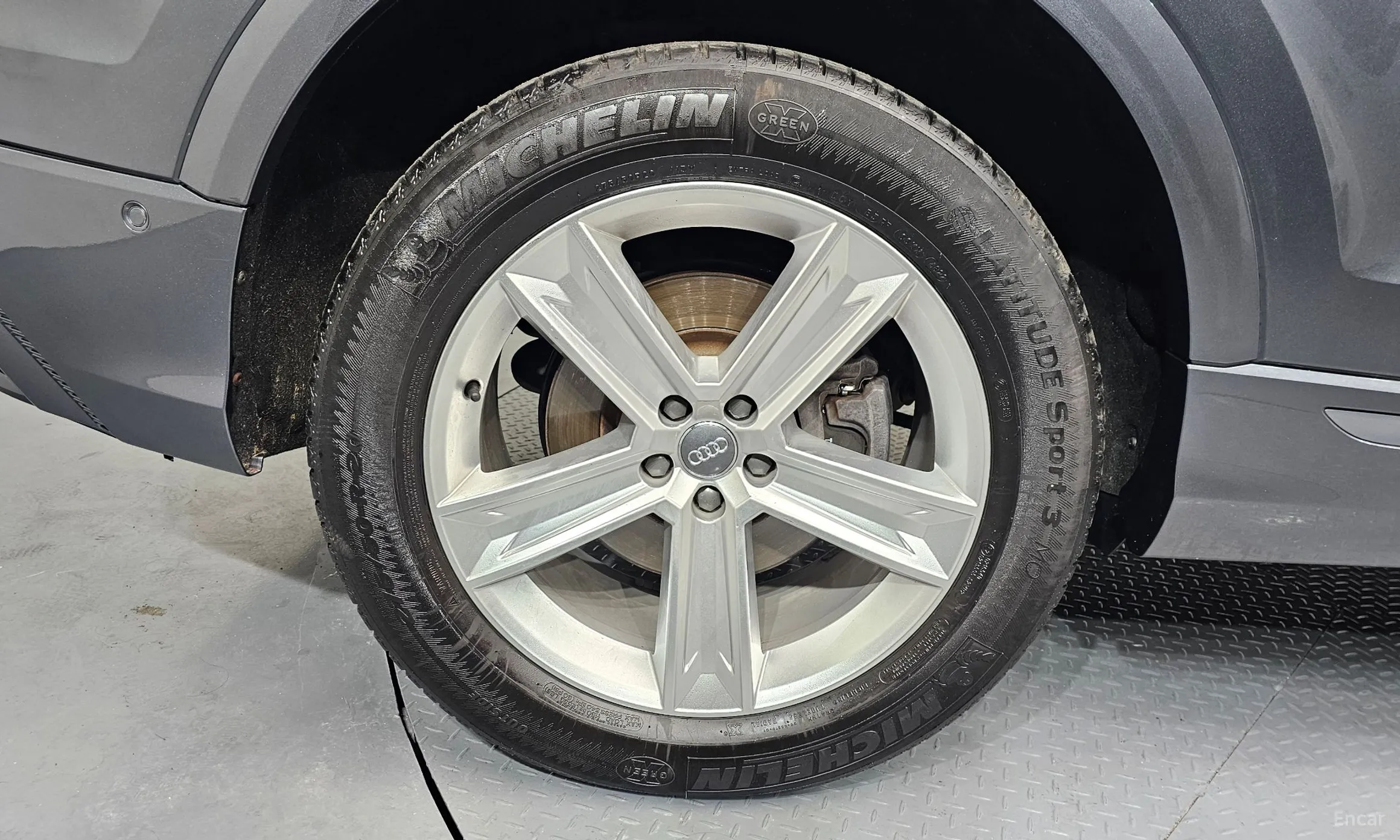 Audi Q8 (4M) превью 5