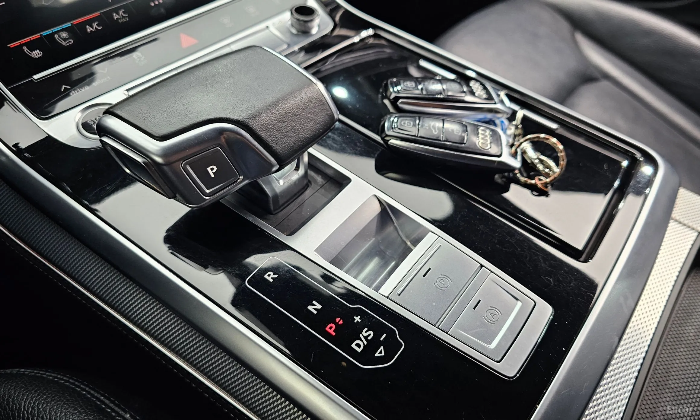 Audi Q8 (4M) превью 9
