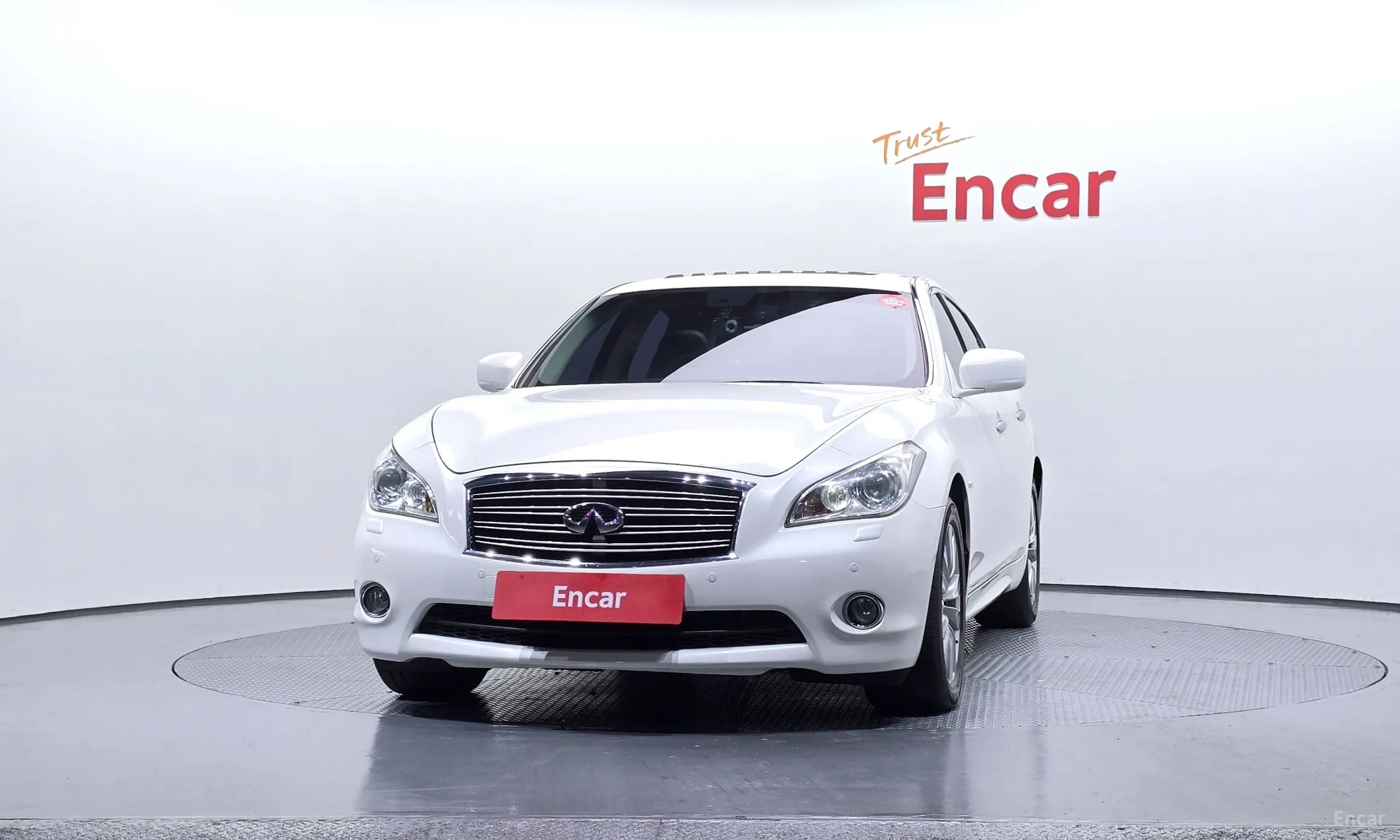 Infiniti M37 превью 3