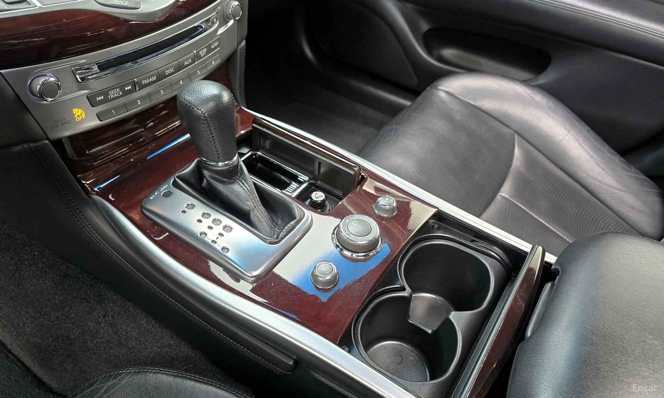 Infiniti M37 превью 9
