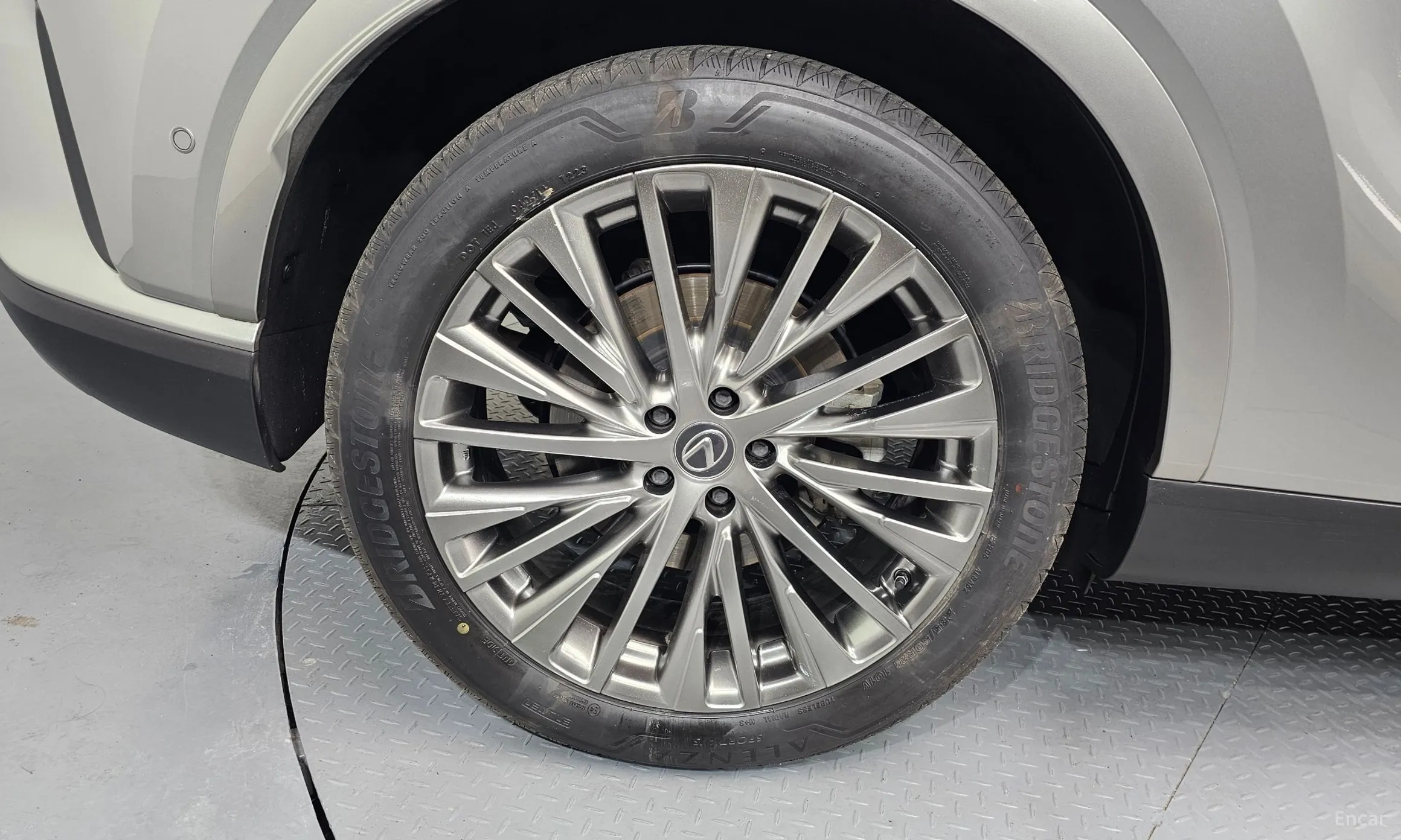 Lexus RX350h 5th Generation превью 5