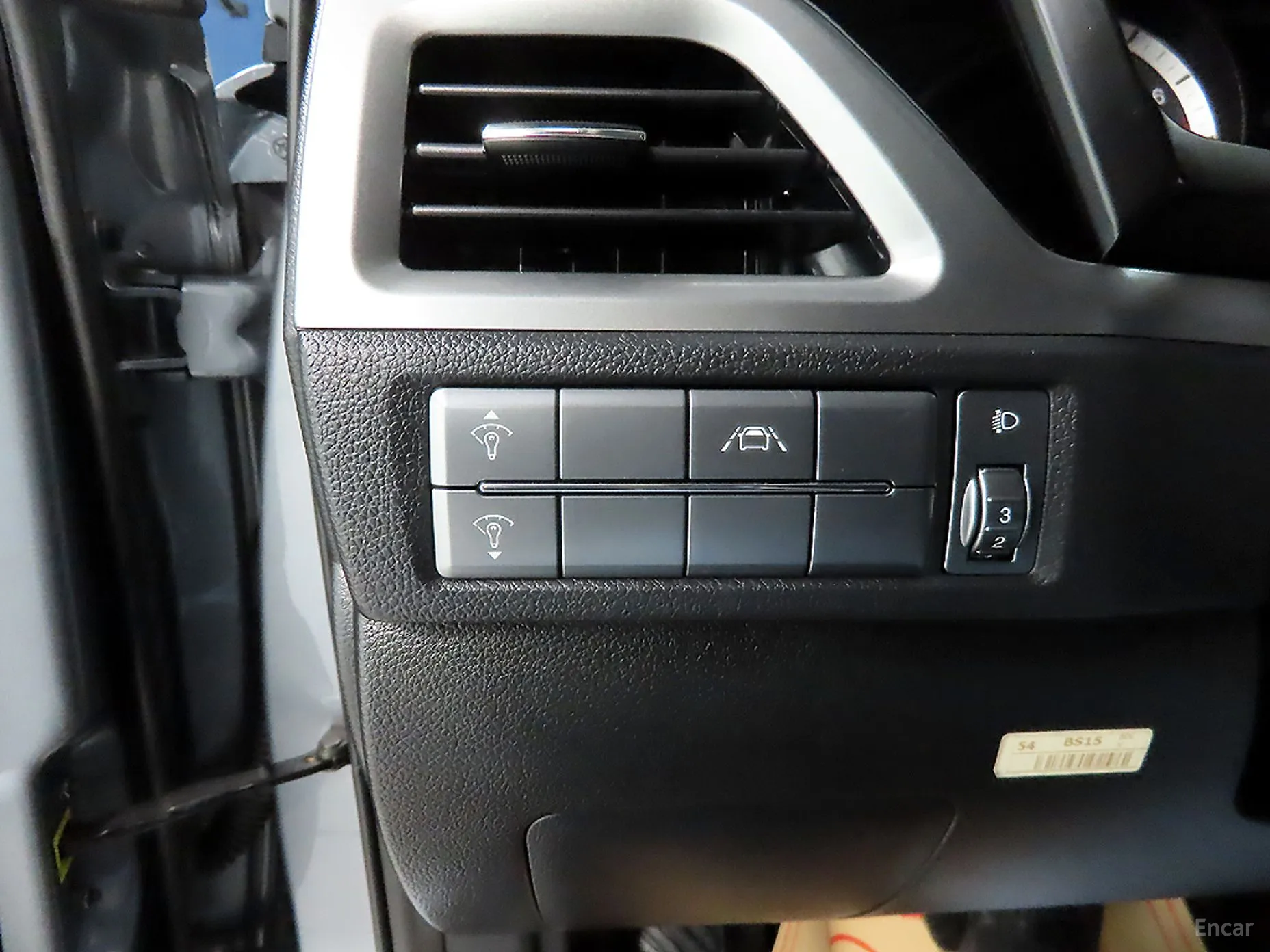 KG Mobility (SsangYong) Beautiful Korando превью 14