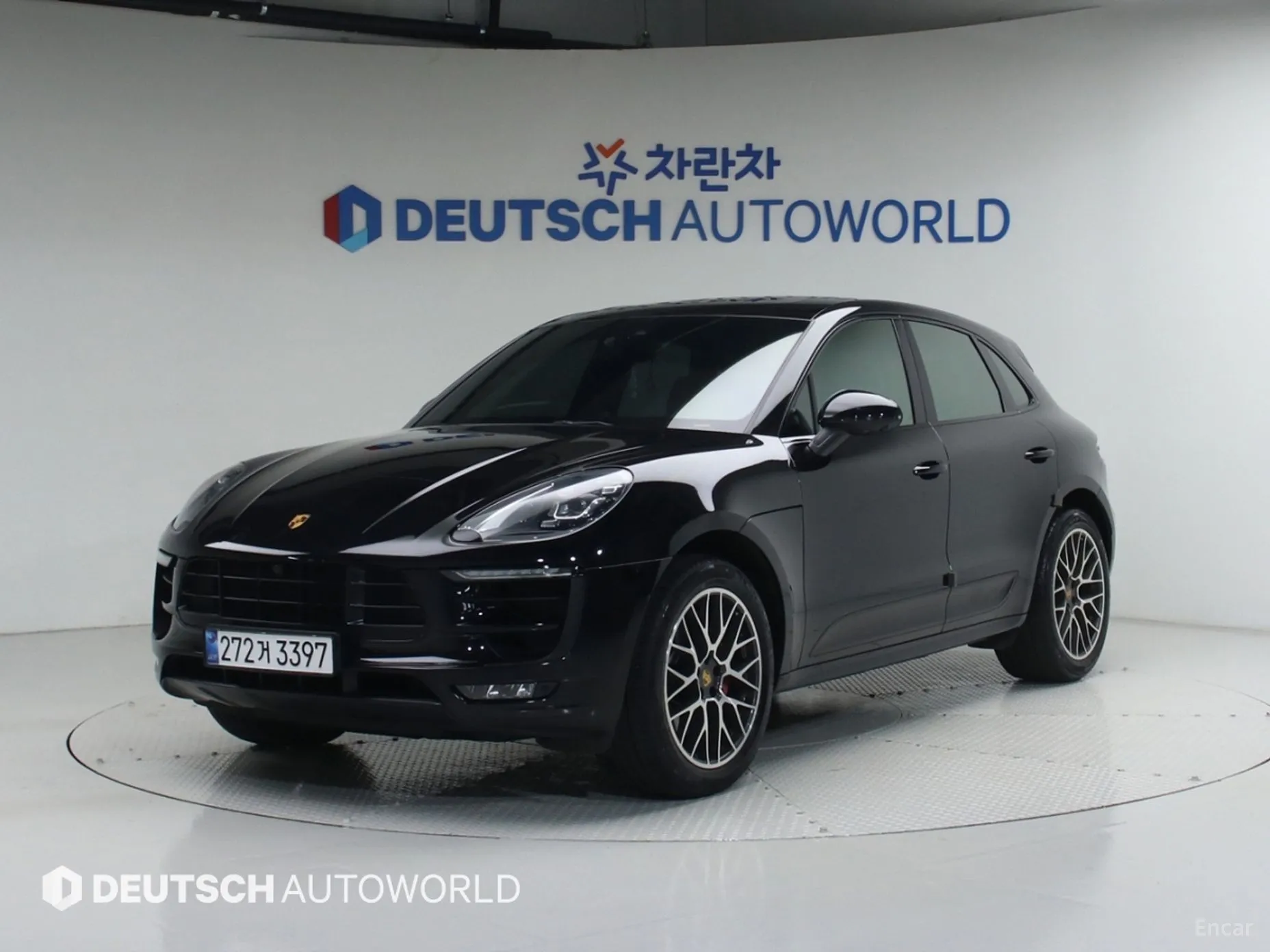 Porsche Macan превью 2