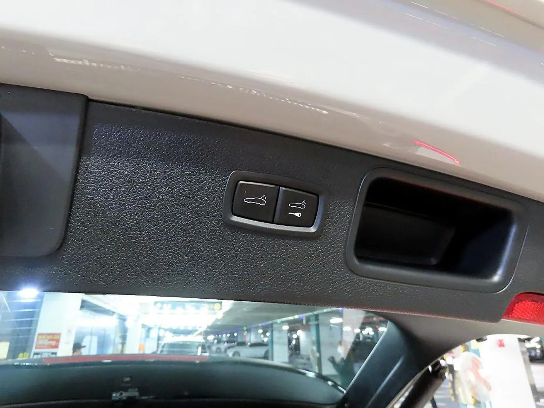 Porsche Macan превью 17
