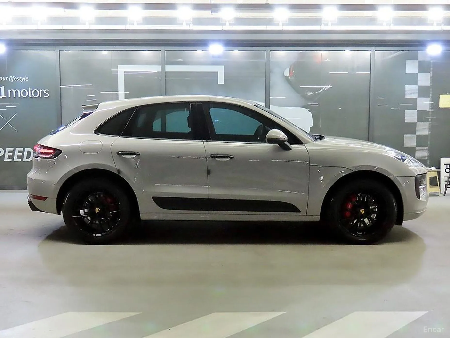 Porsche Macan превью 5