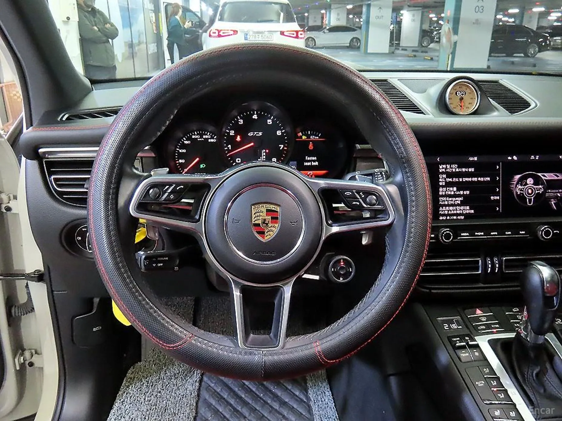 Porsche Macan превью 7