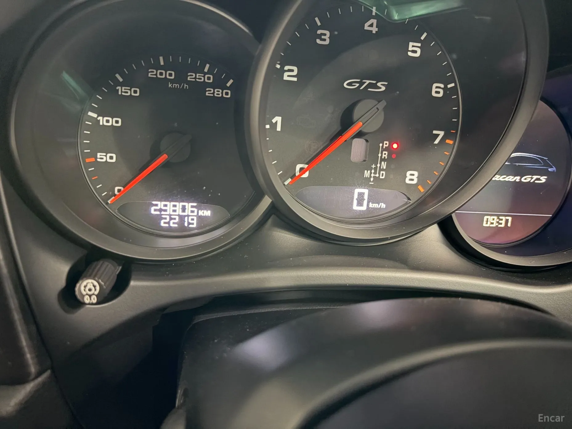 Porsche Macan превью 8