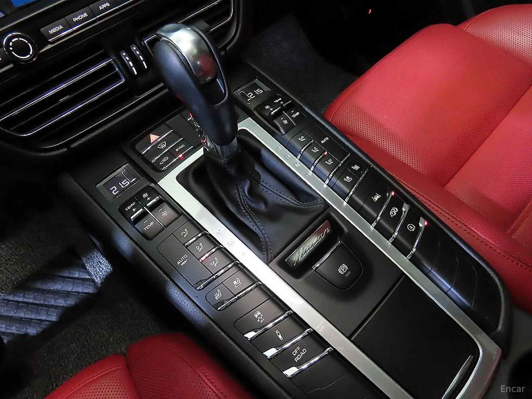 Porsche Macan превью 9