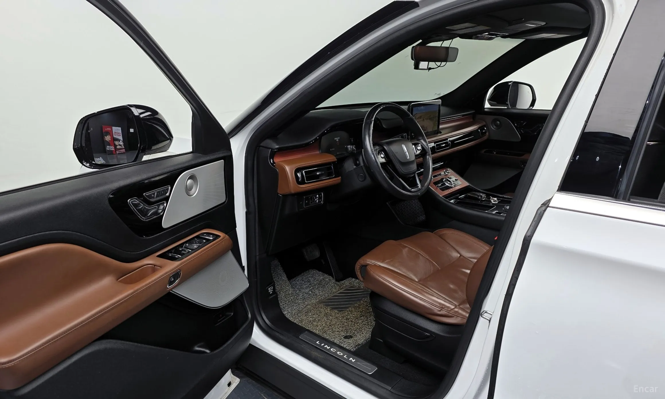 Lincoln Aviator 2nd Generation превью 10