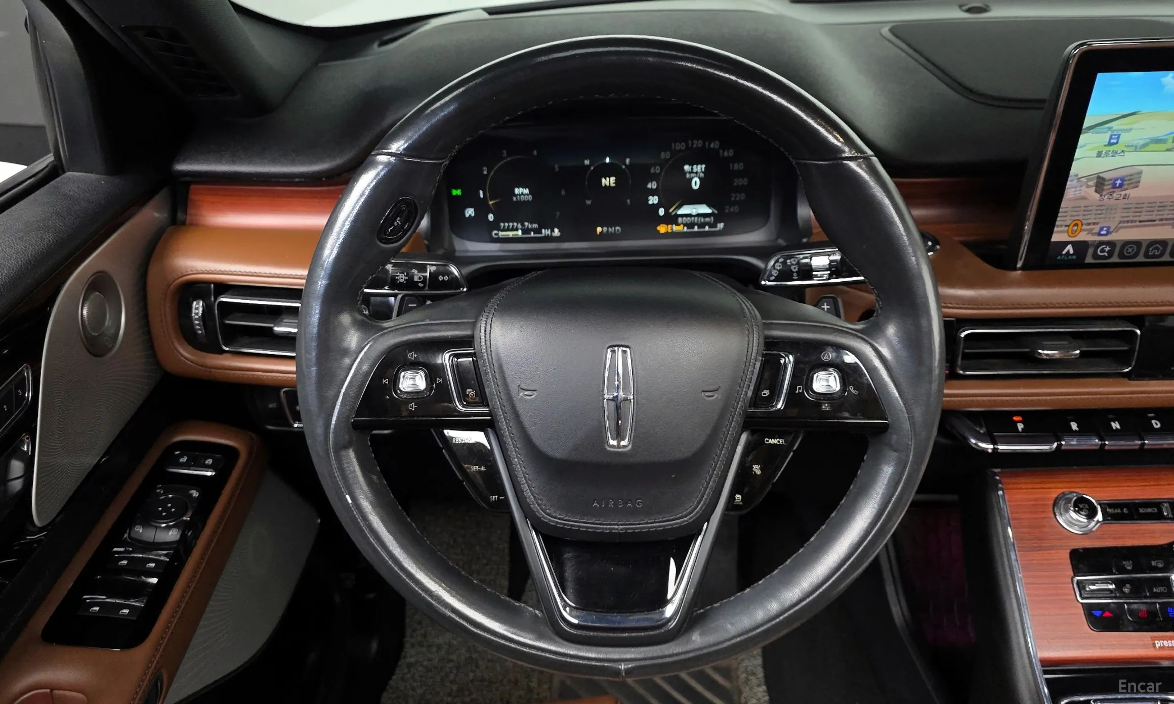 Lincoln Aviator 2nd Generation превью 14