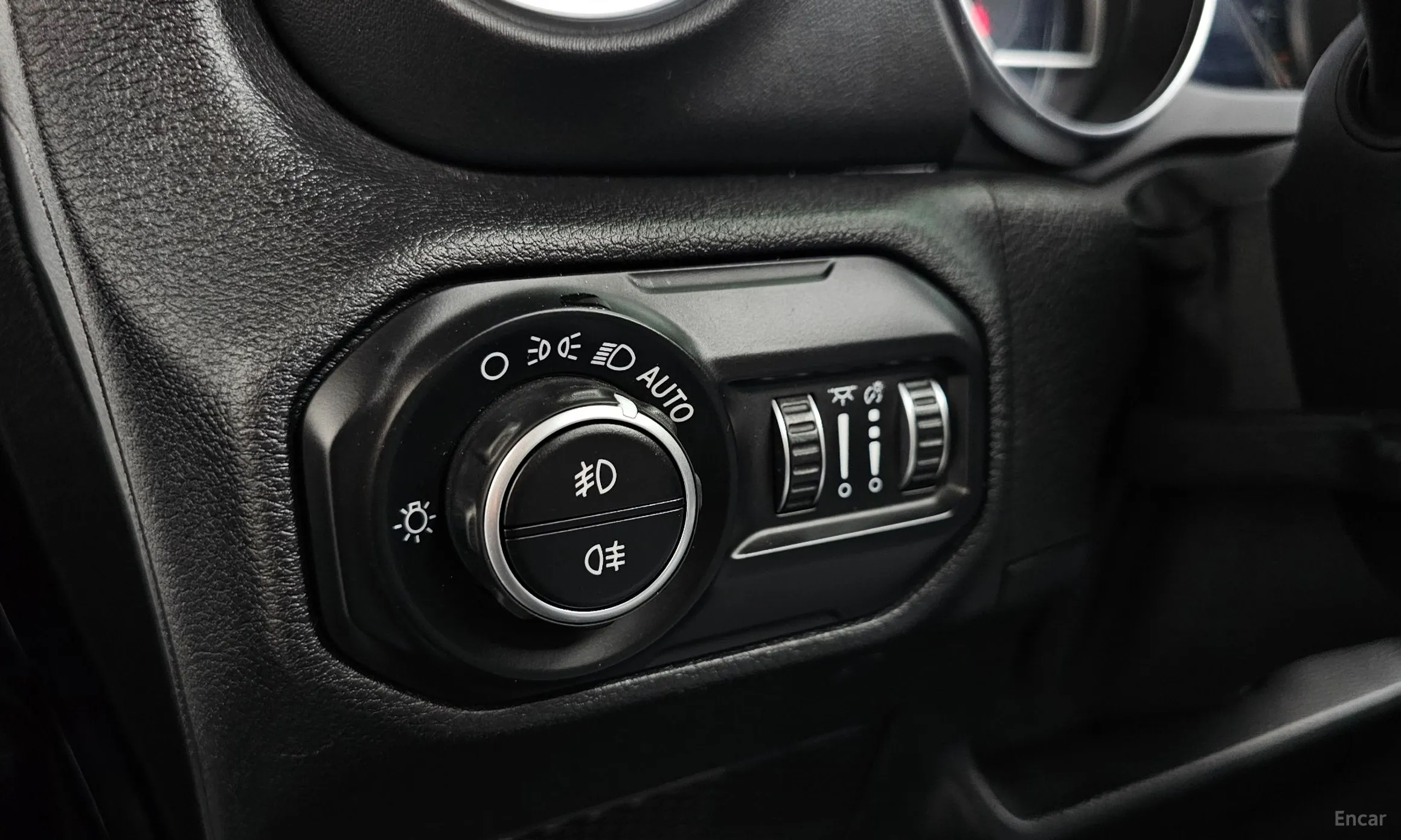 Jeep Wrangler (JL) превью 17
