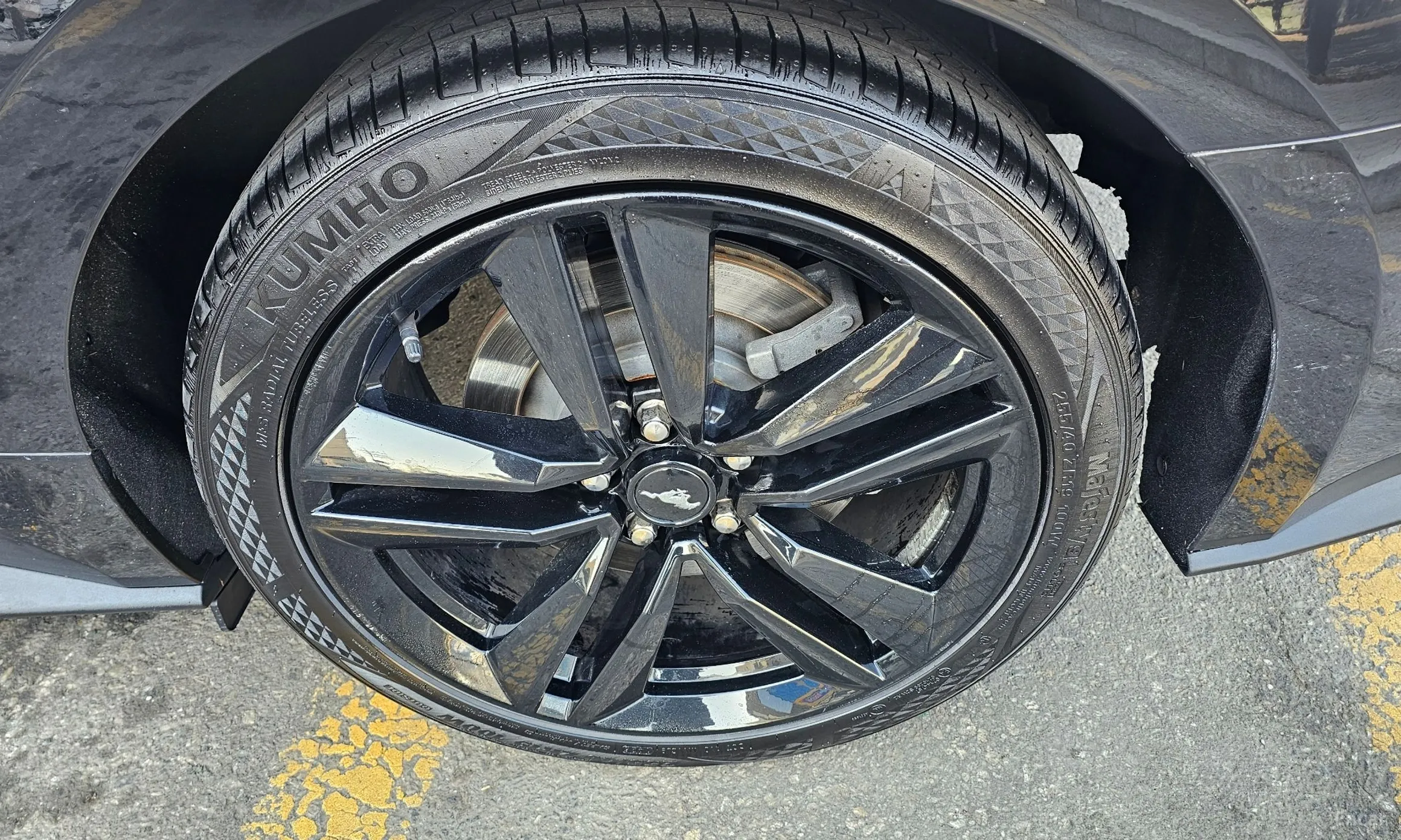 Ford Mustang превью 6