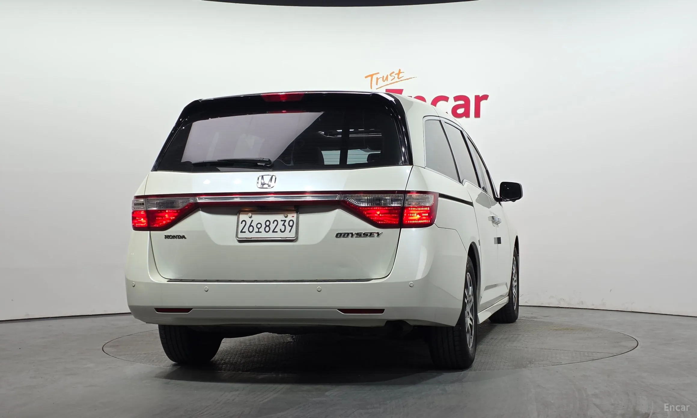 Honda Odyssey превью 4