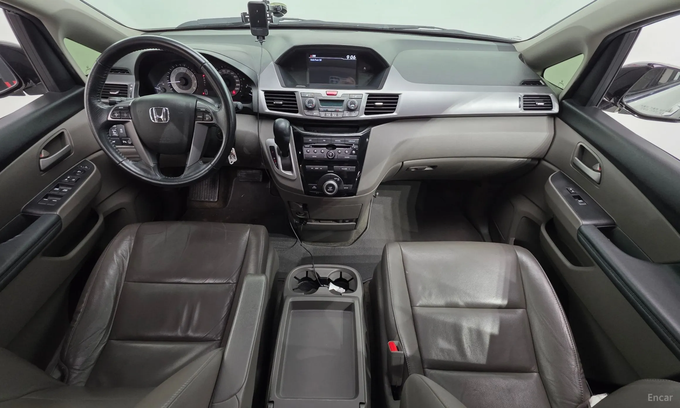 Honda Odyssey превью 7