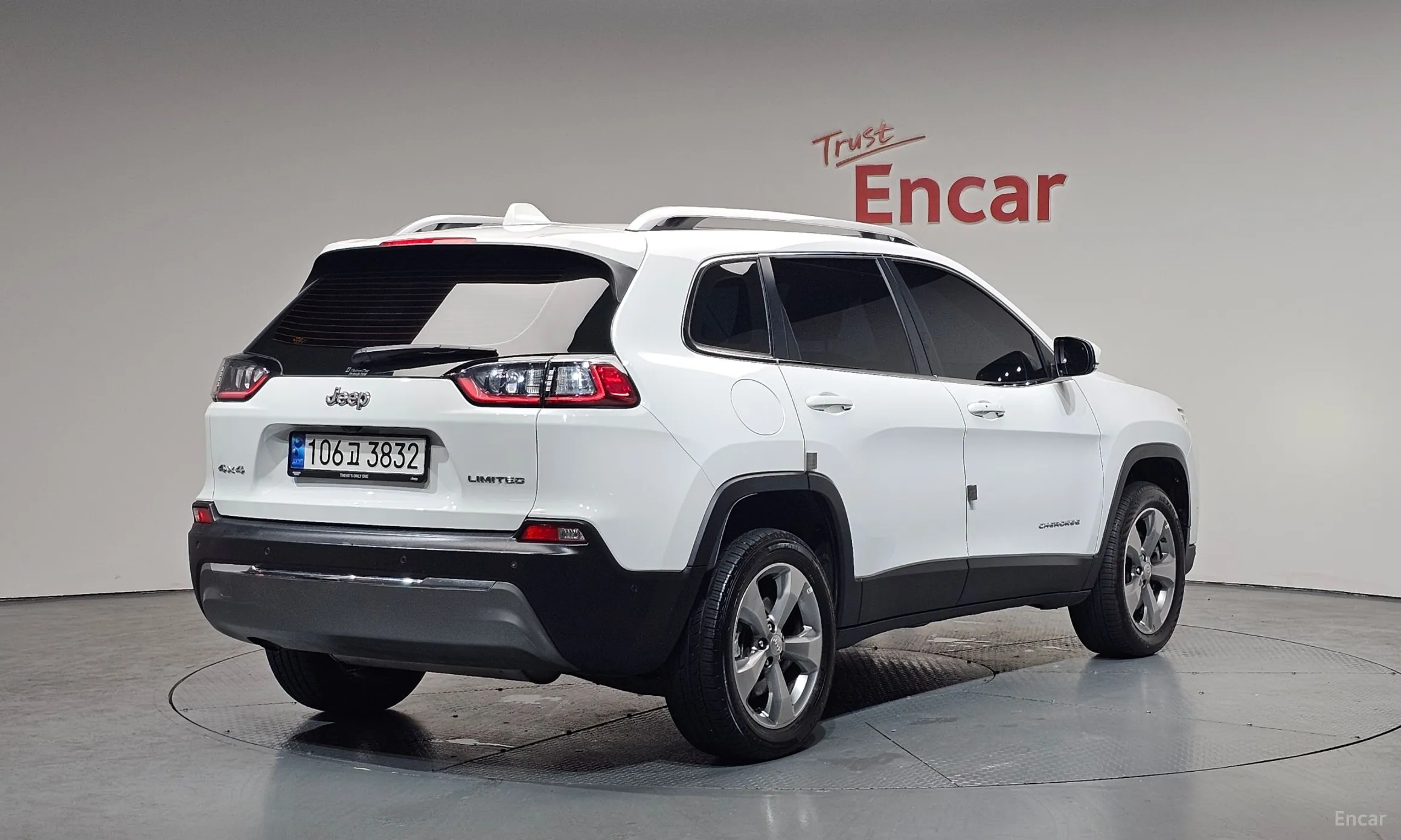 Jeep Cherokee (KL) превью 2
