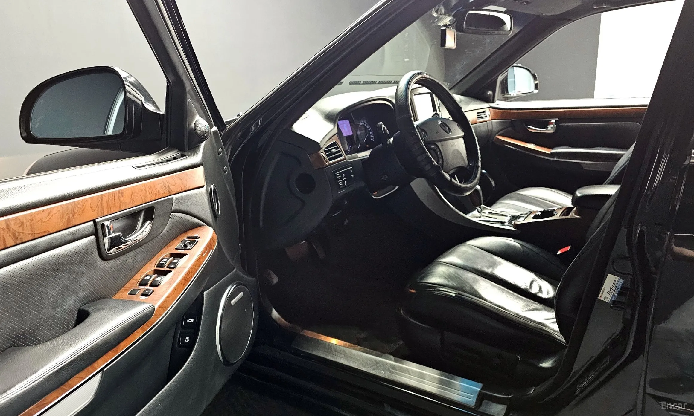 KG Mobility (SsangYong) Chairman H New Classic превью 10