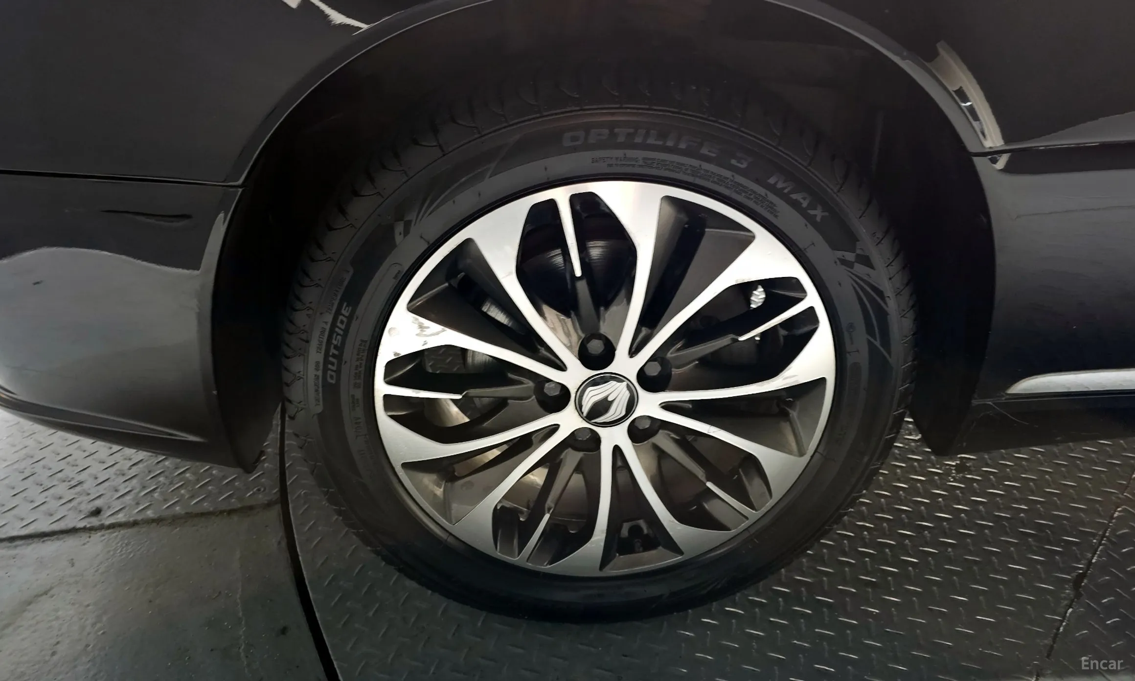 KG Mobility (SsangYong) Chairman H New Classic превью 5