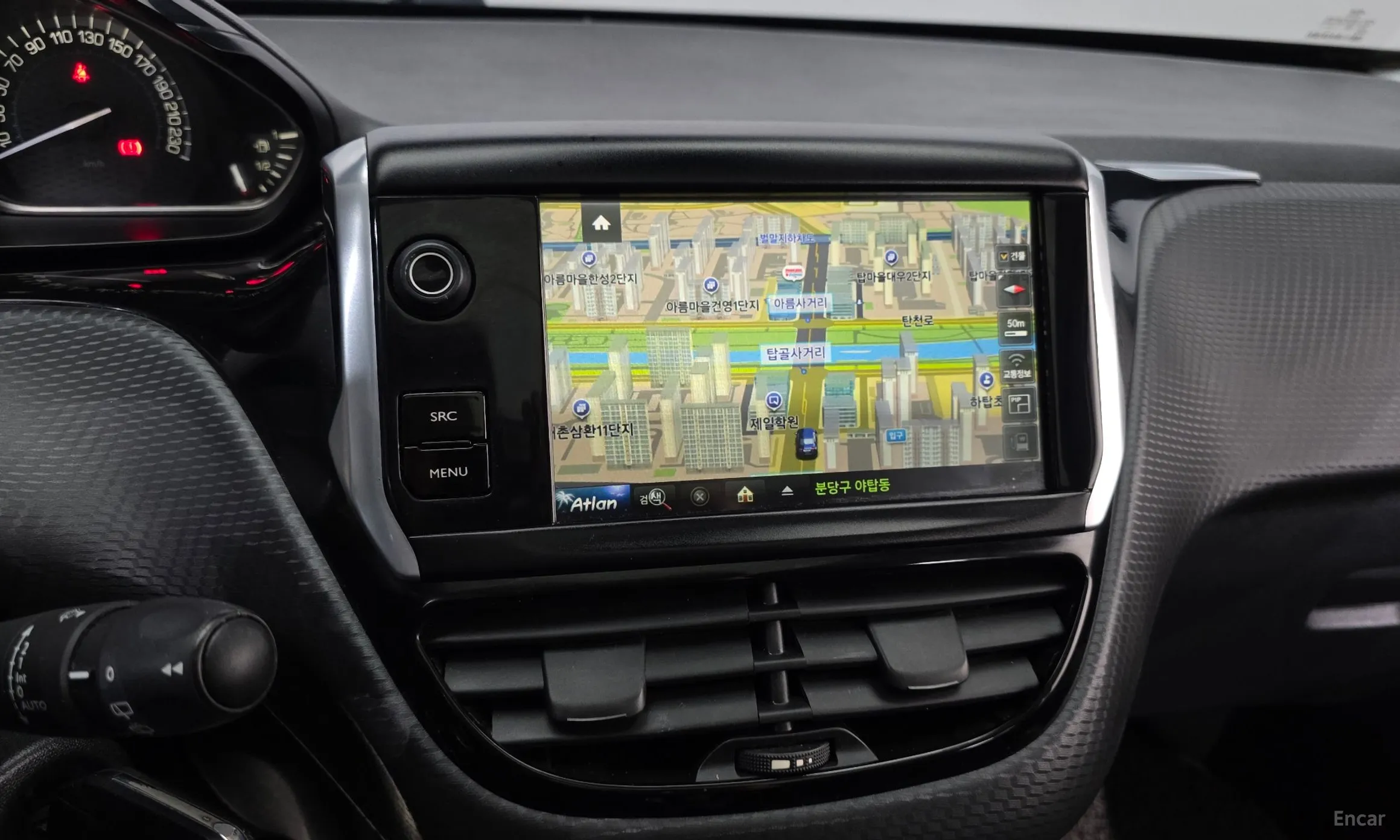 Peugeot 2008. превью 14