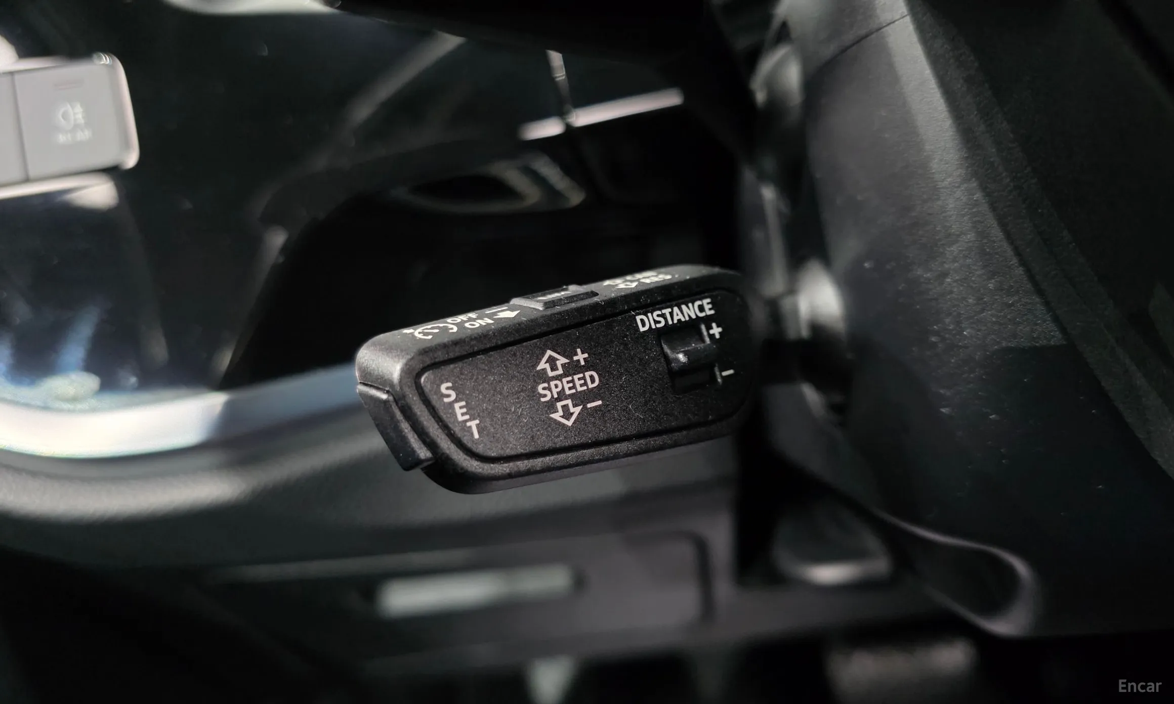 Audi Q3 (F3) превью 11