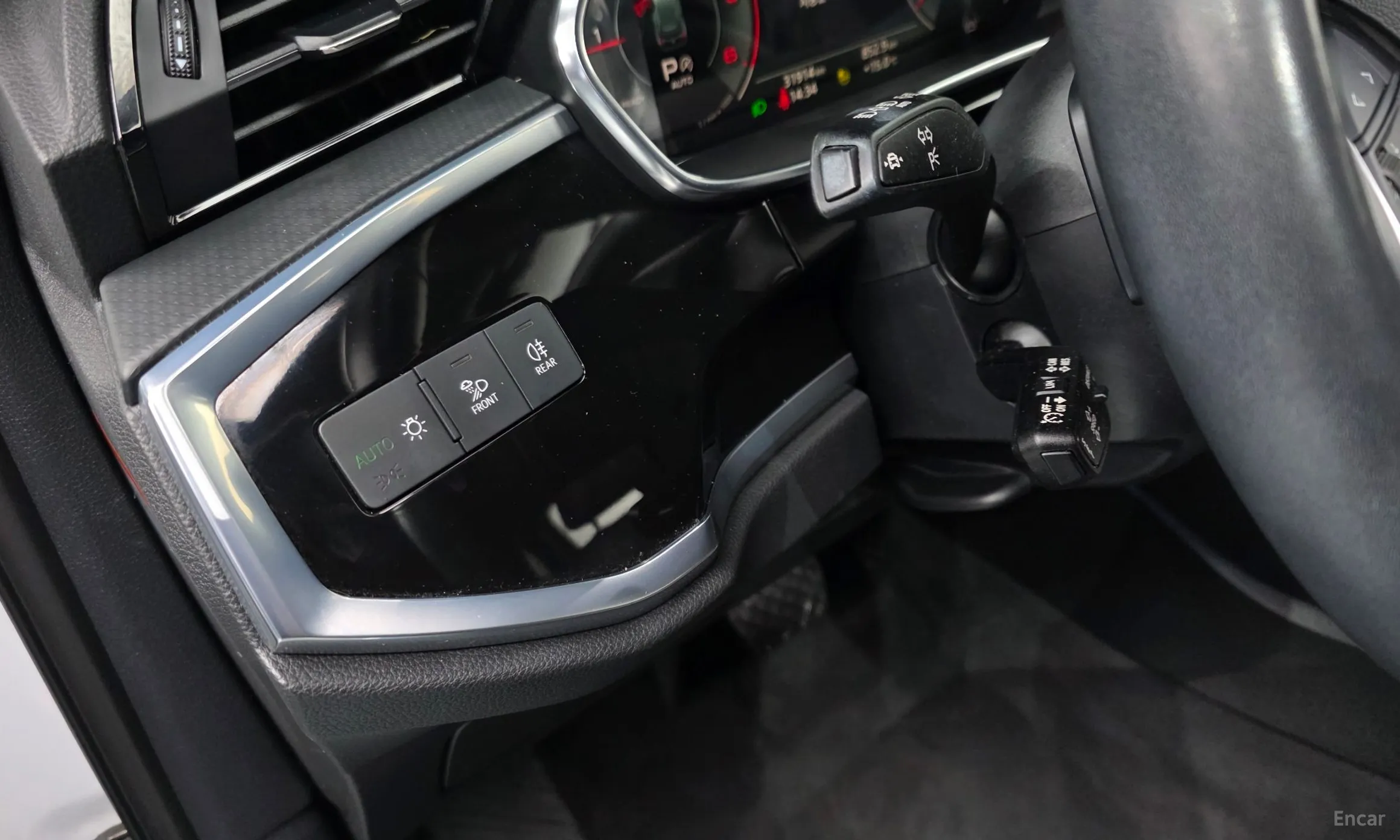Audi Q3 (F3) превью 17