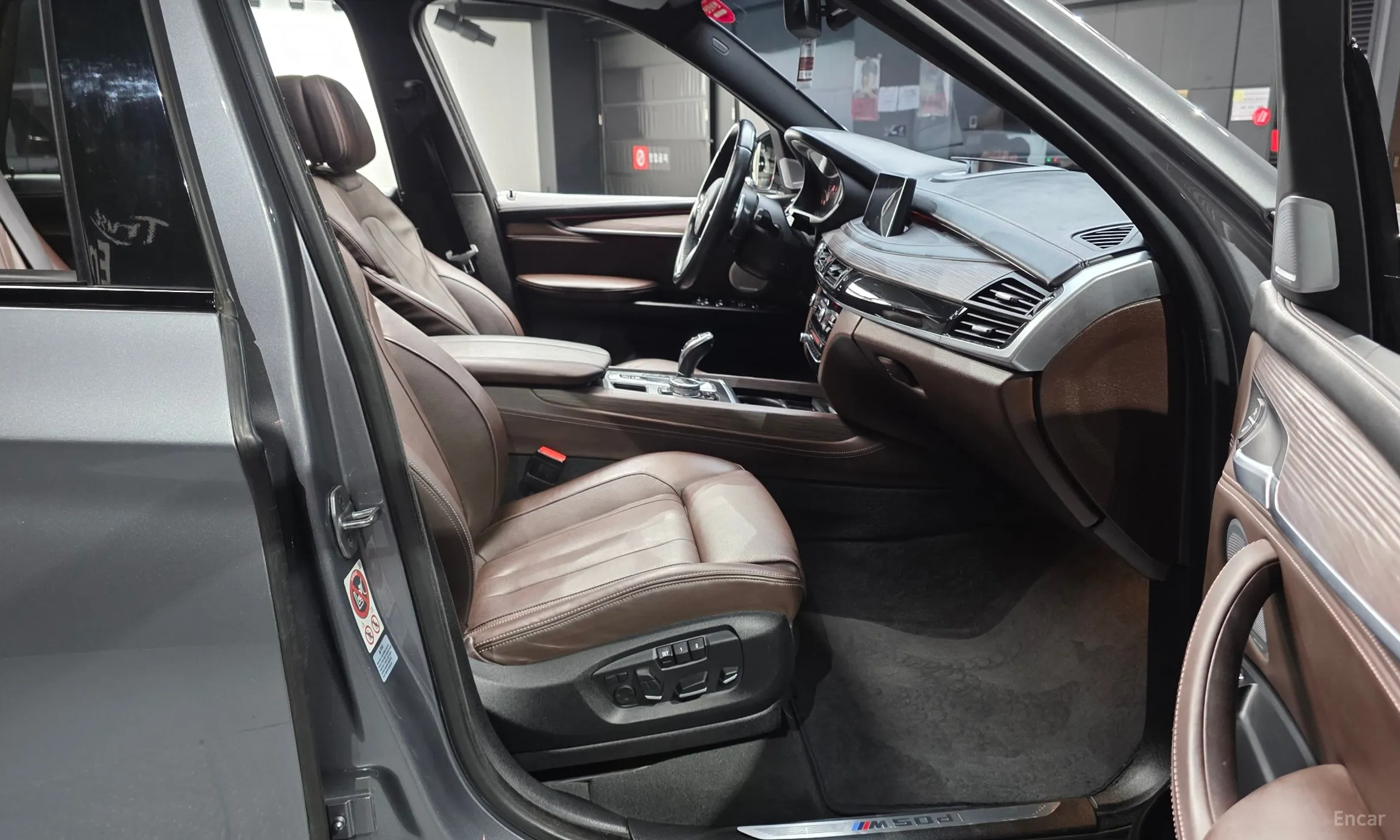 BMW X5 (F15) превью 12