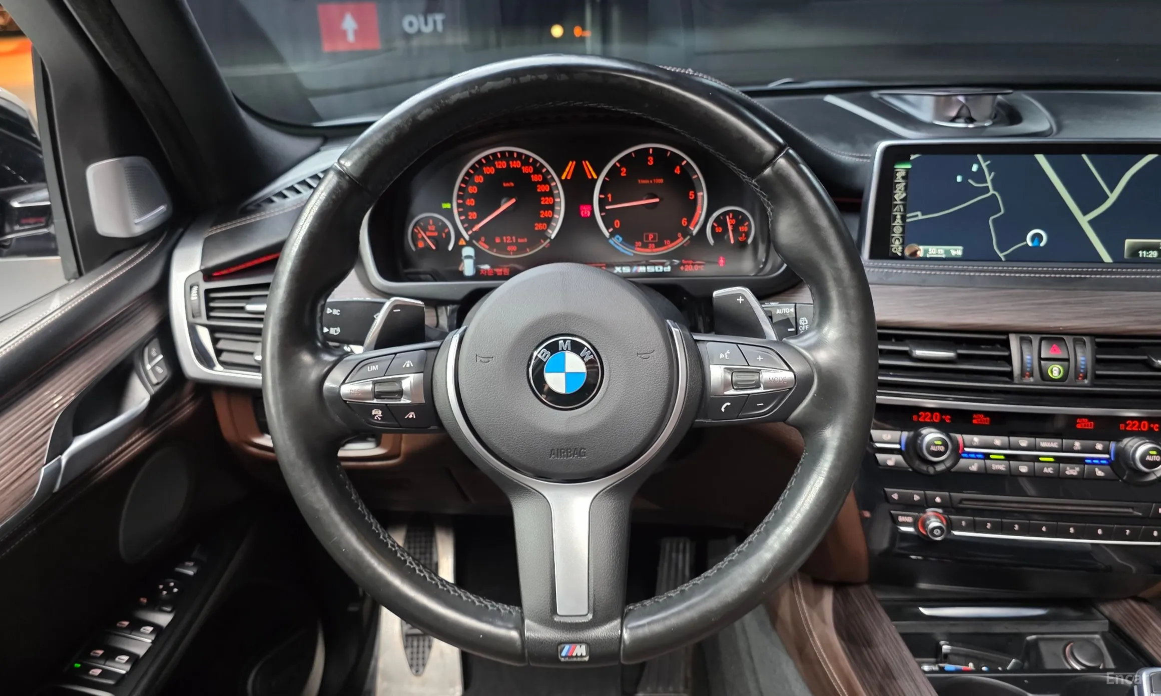 BMW X5 (F15) превью 13