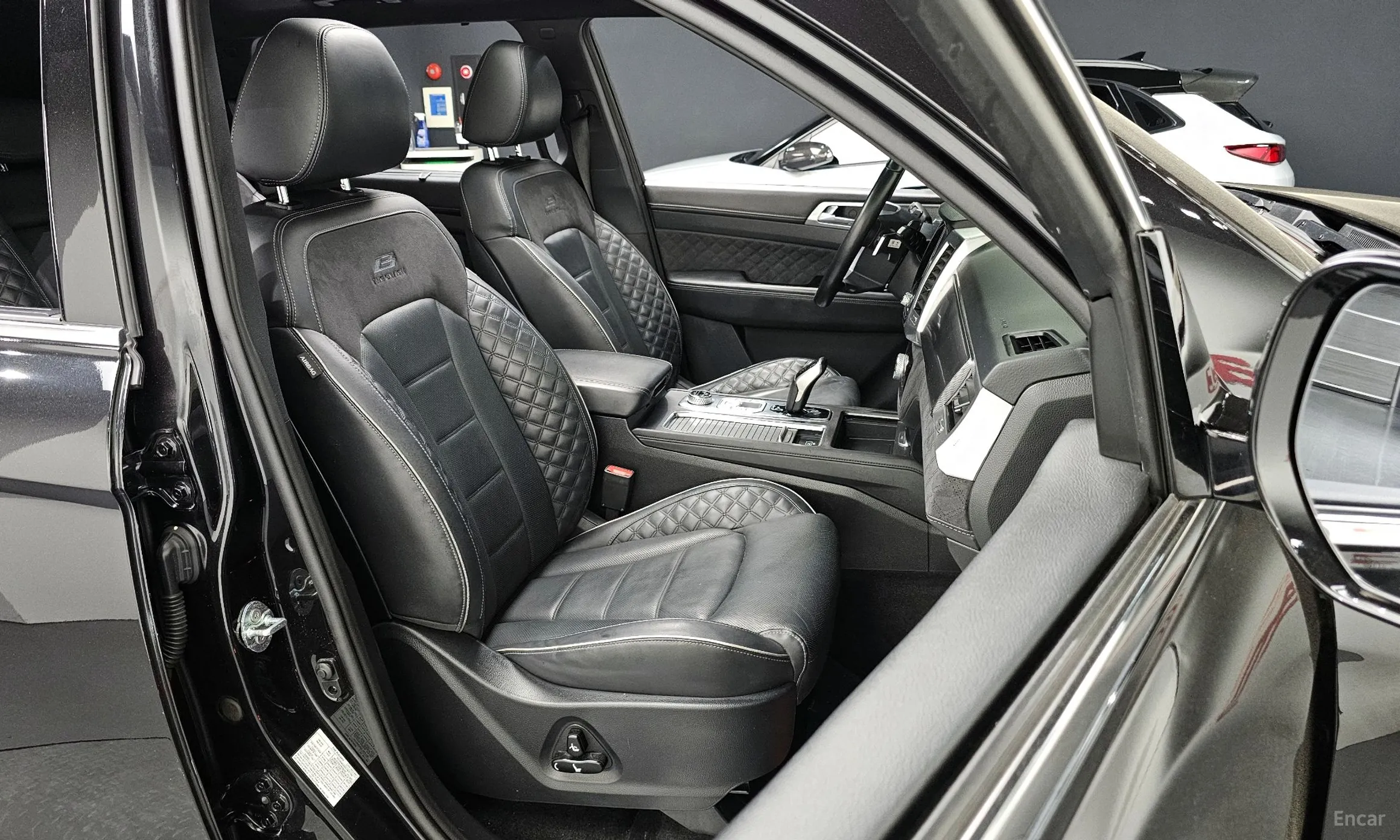 KG Mobility (SsangYong) Rexton превью 11
