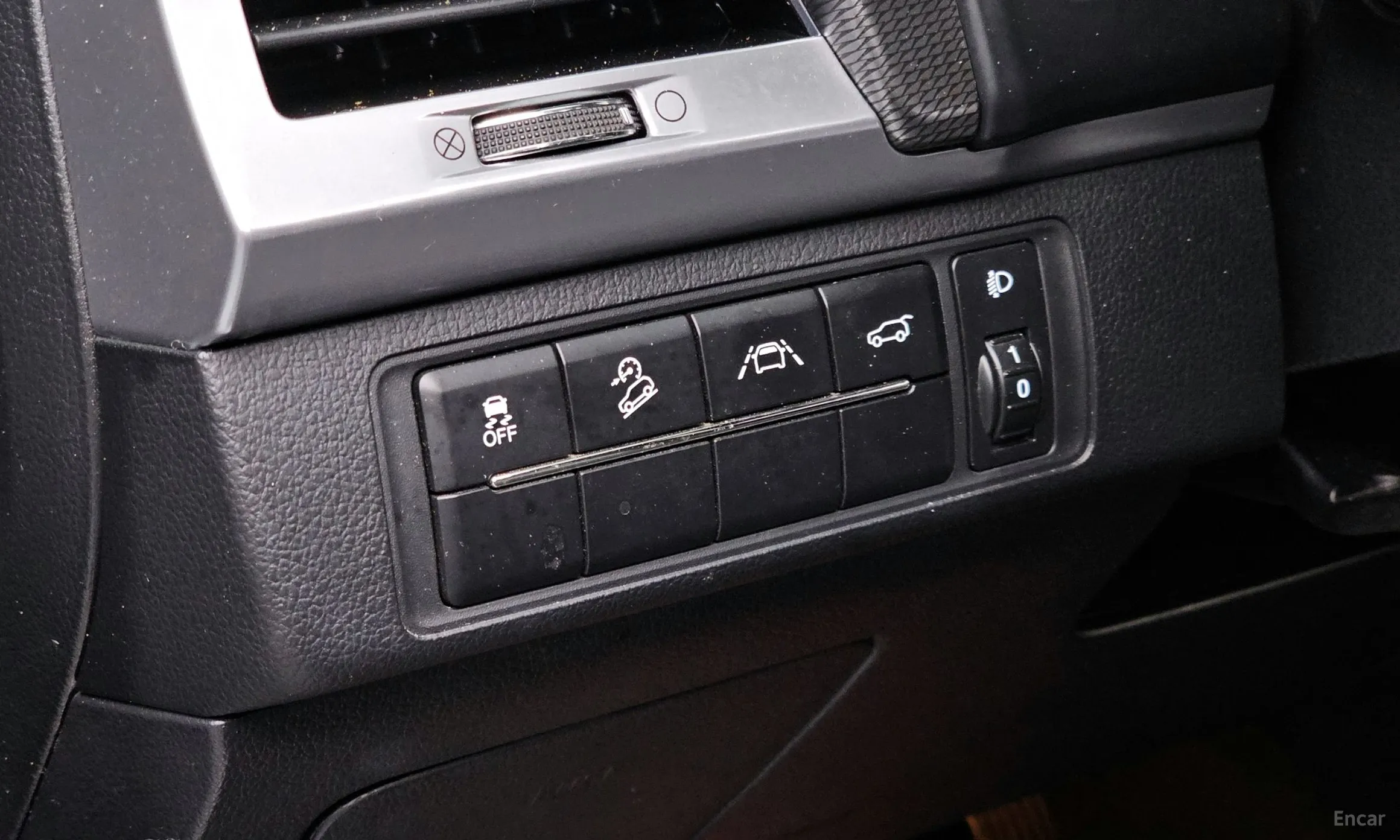 KG Mobility (SsangYong) Rexton превью 16