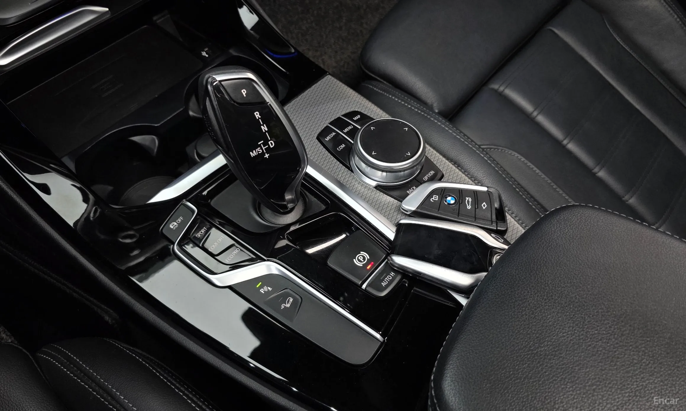 BMW X3 (G01) превью 9