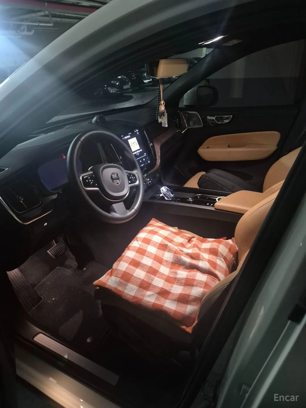 Volvo XC60 Gen 2 превью 19
