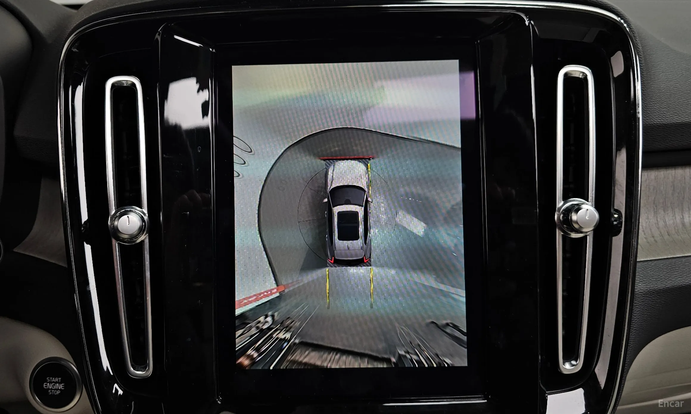 Volvo XC40 превью 14