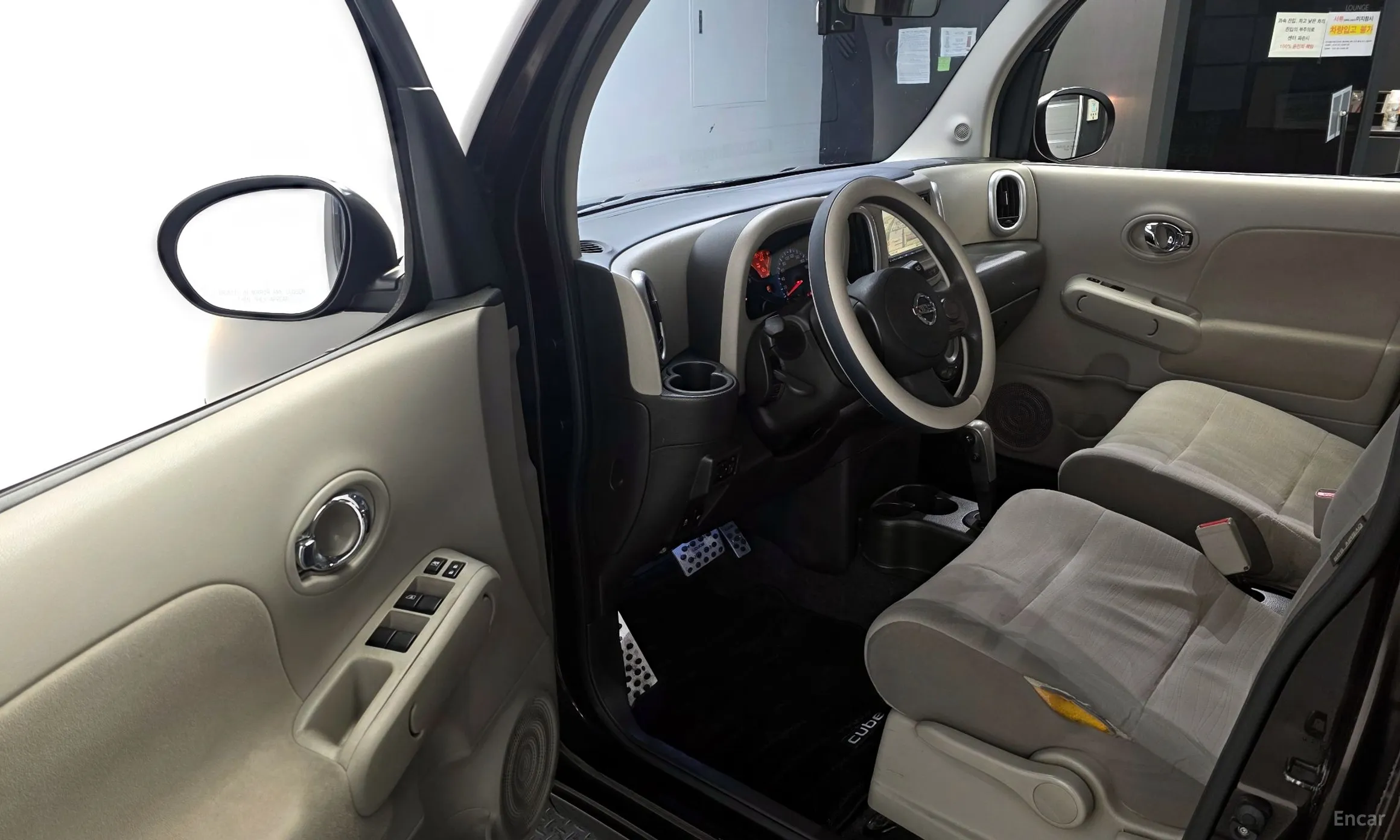 Nissan Cube превью 10