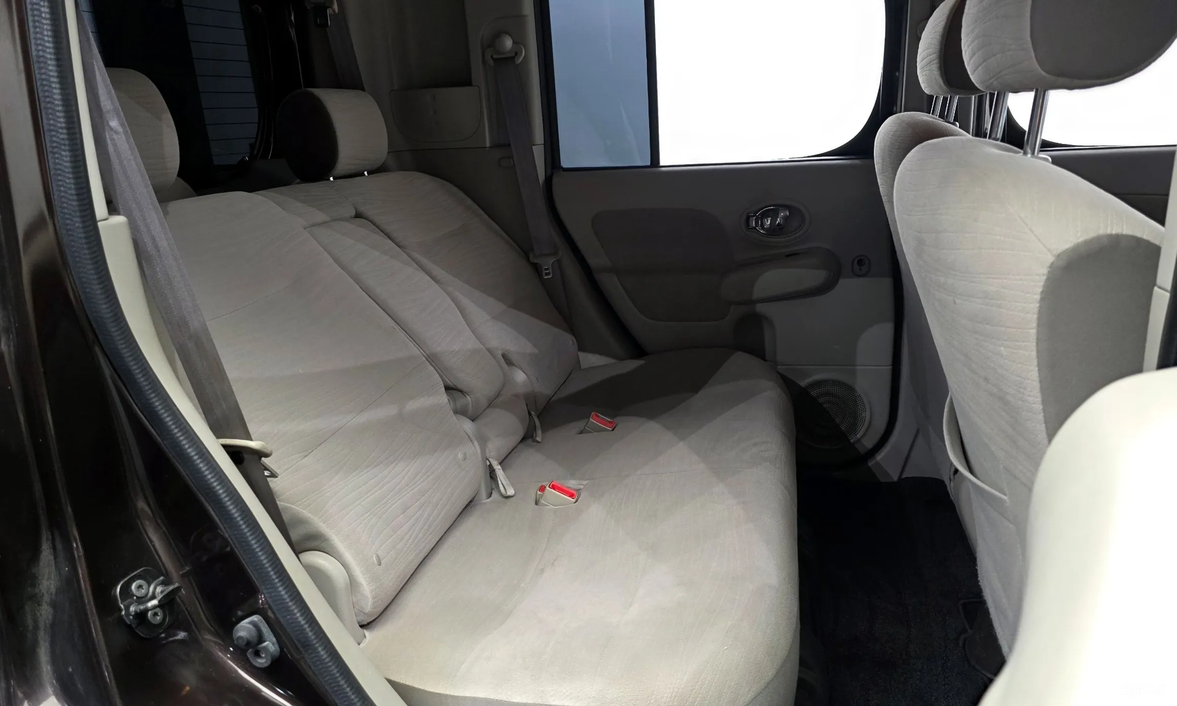 Nissan Cube превью 11