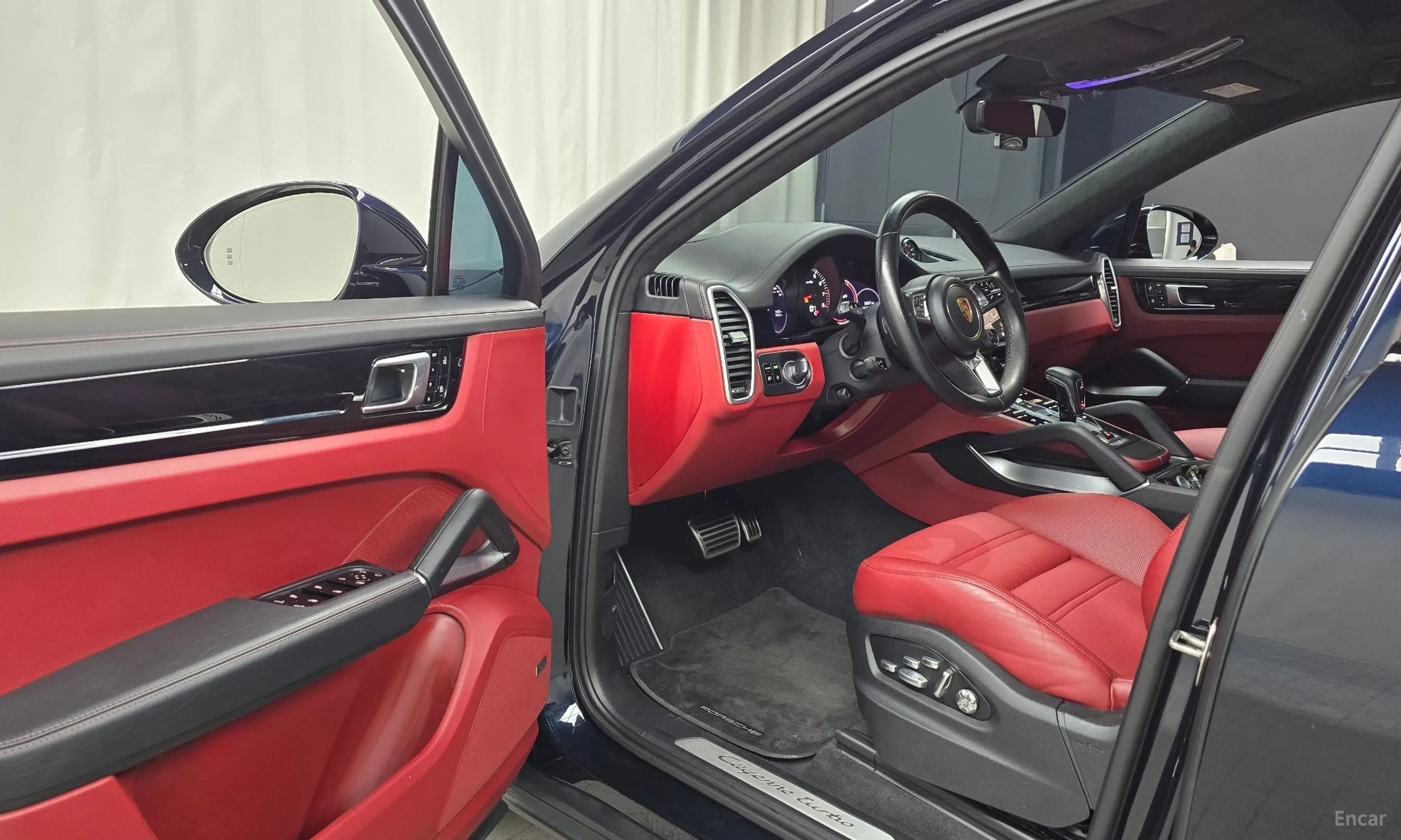 Porsche Cayenne (PO536) превью 10