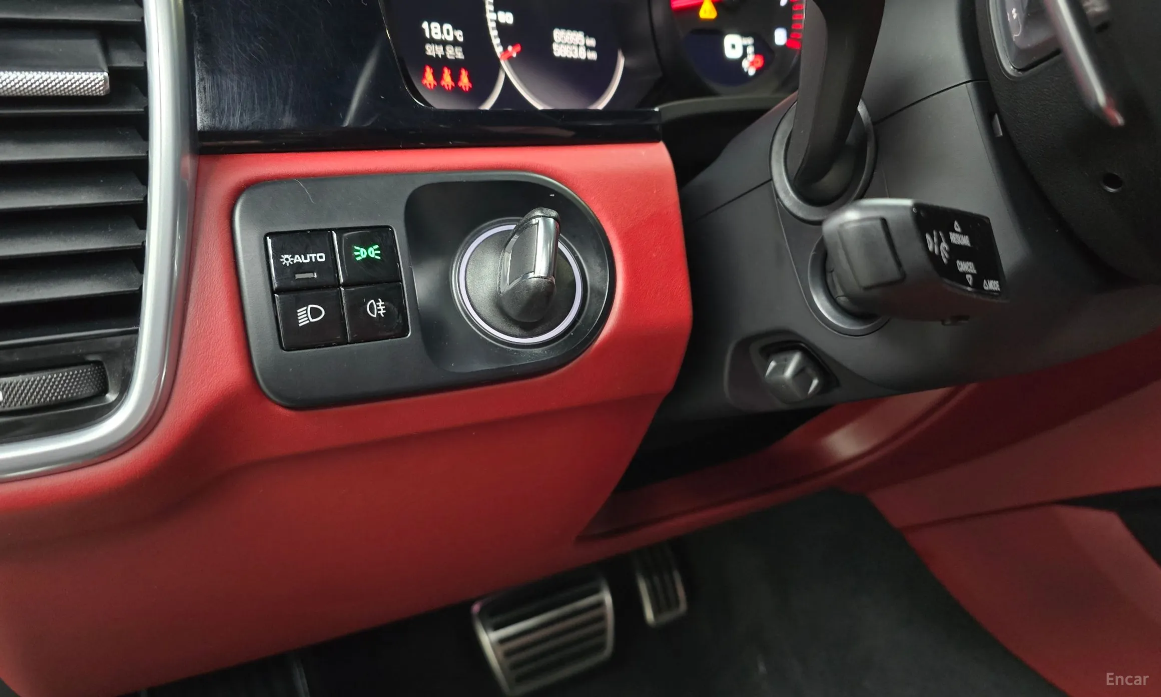 Porsche Cayenne (PO536) превью 18