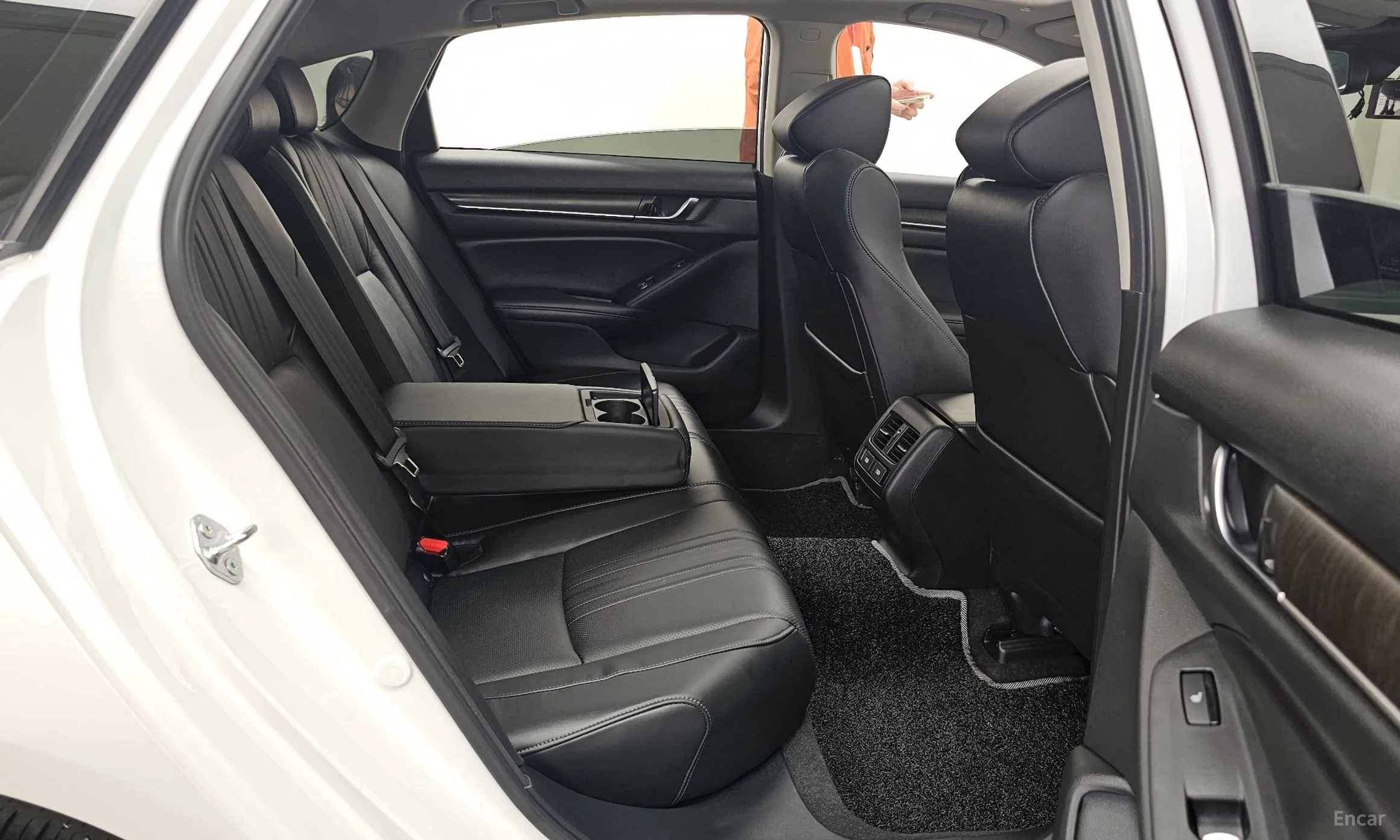 Honda Accord 10th Generation превью 12
