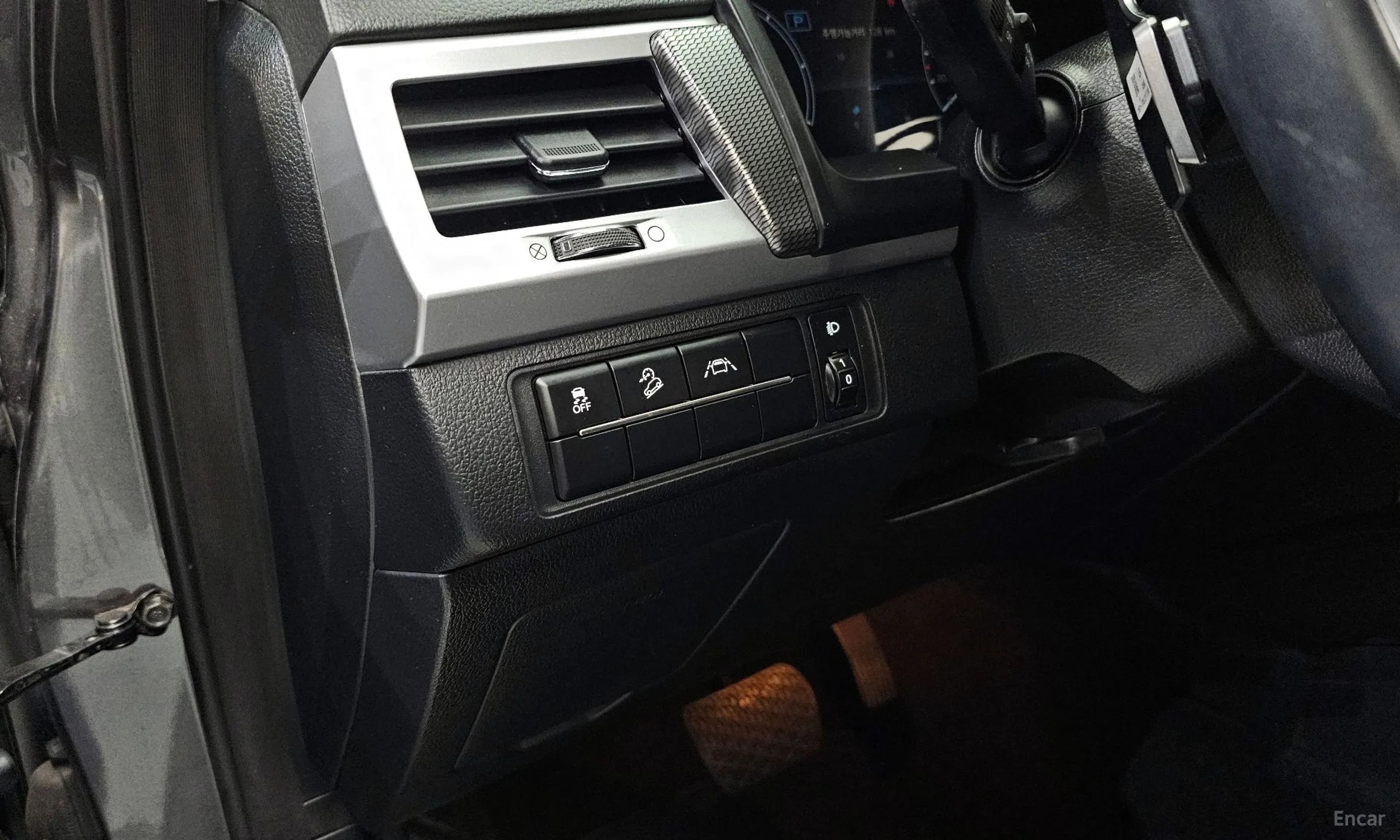 KG Mobility (SsangYong) Rexton превью 18