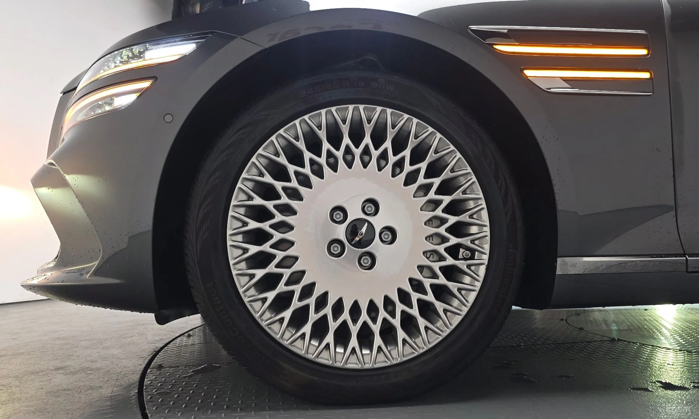 Genesis G80 (RG3) превью 5