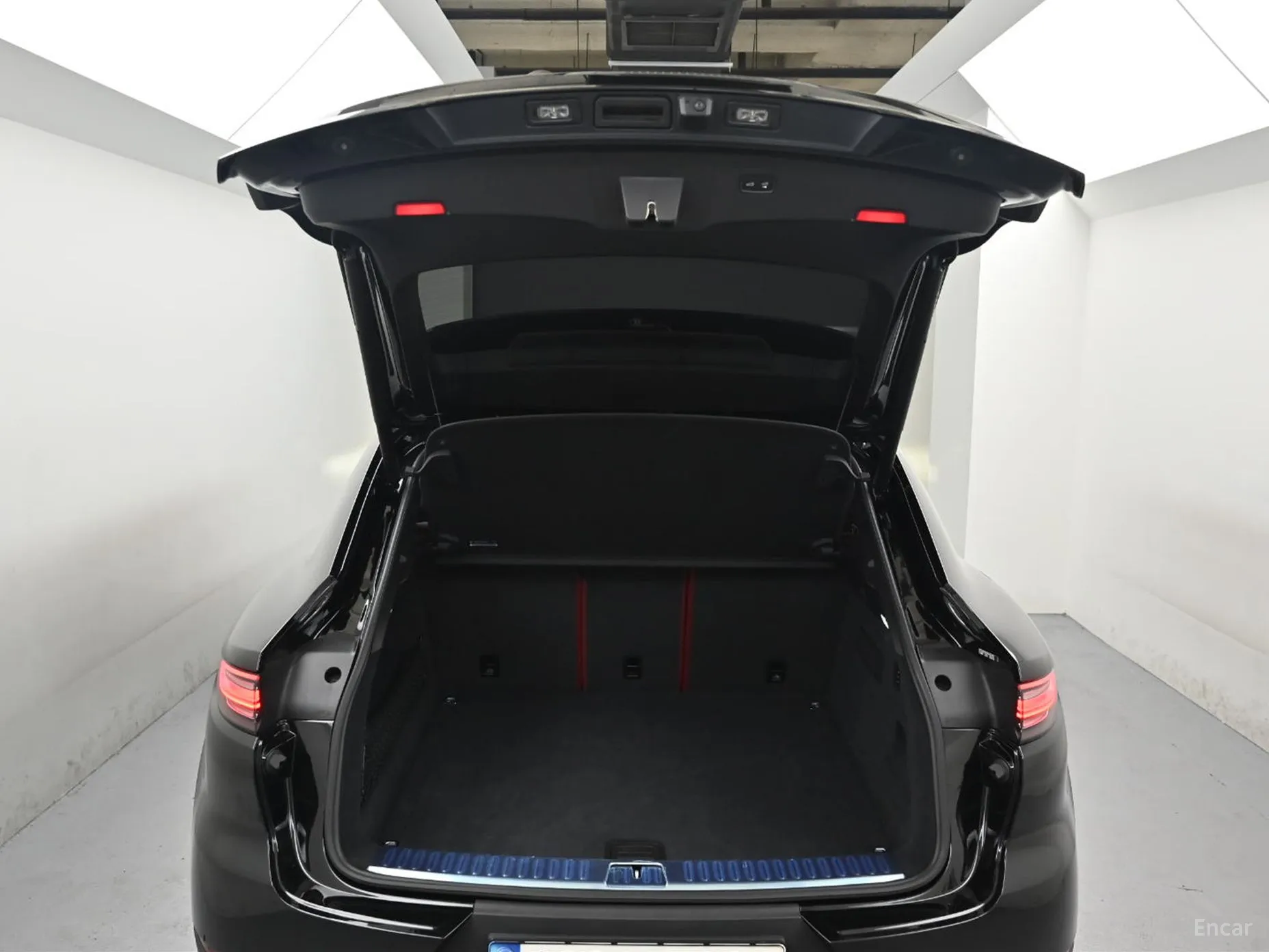 Porsche Cayenne (PO536) превью 20