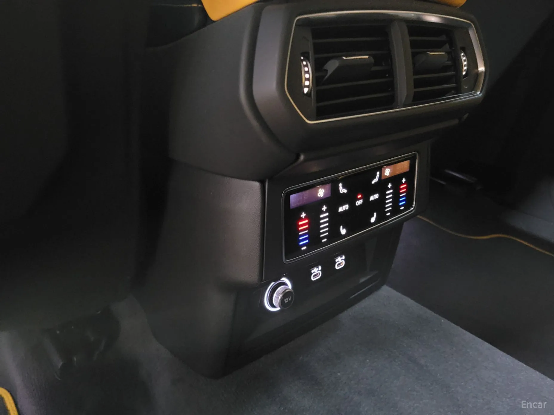 Lamborghini Urus превью 17