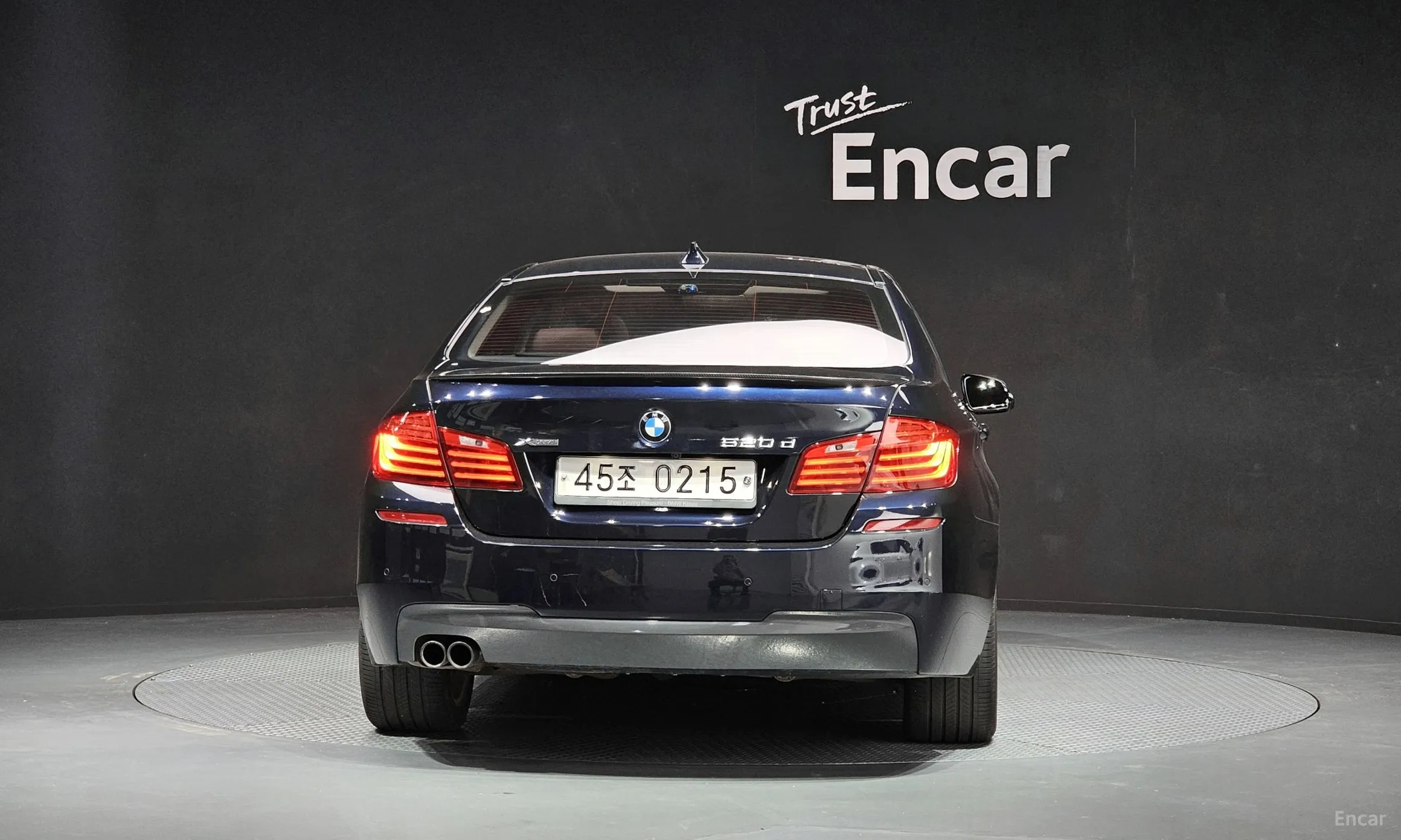 BMW 5 Series (F10) превью 4