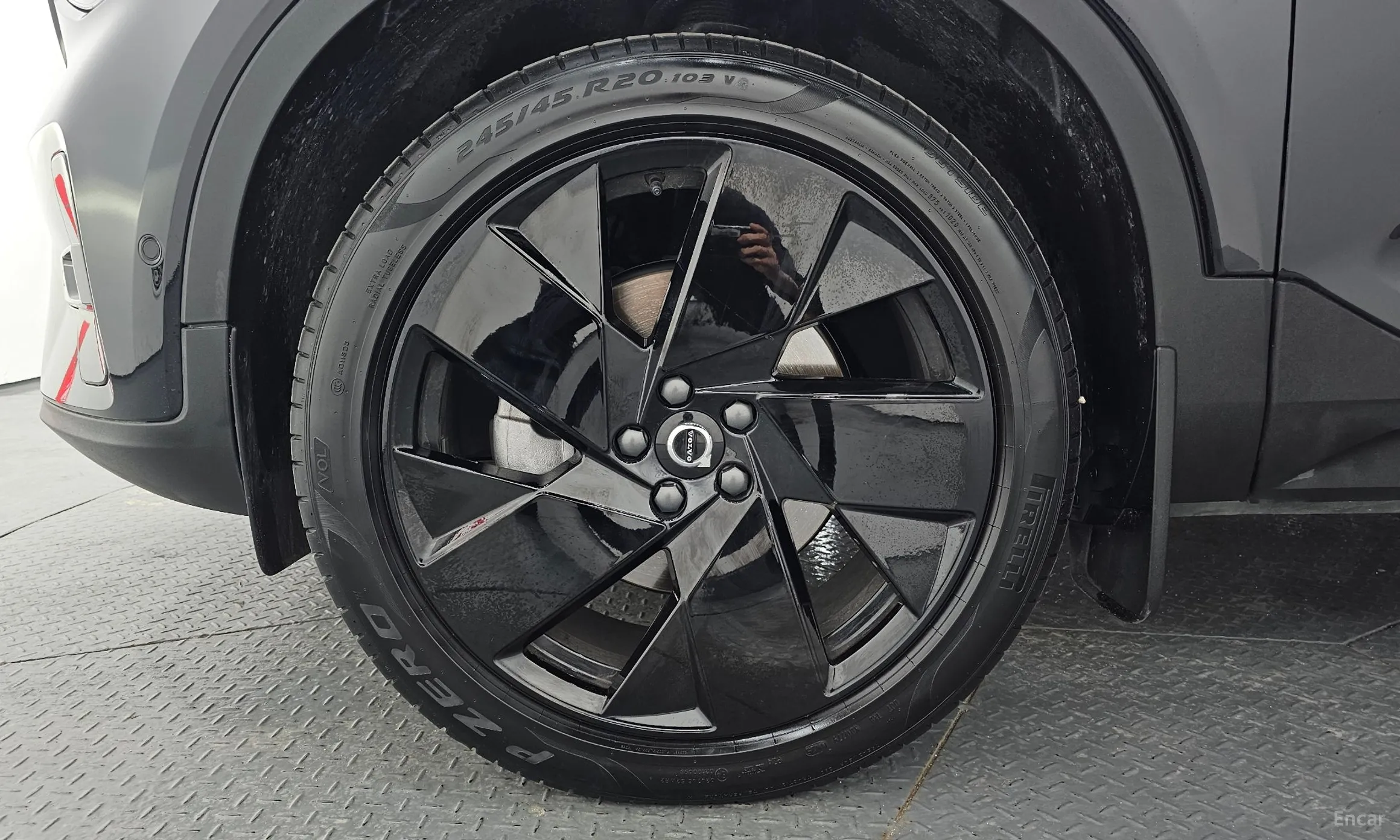 Volvo XC40 превью 5
