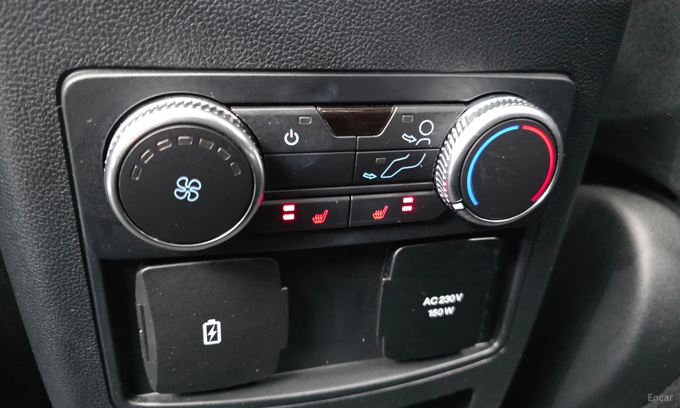 Ford Explorer 6th Generation превью 17