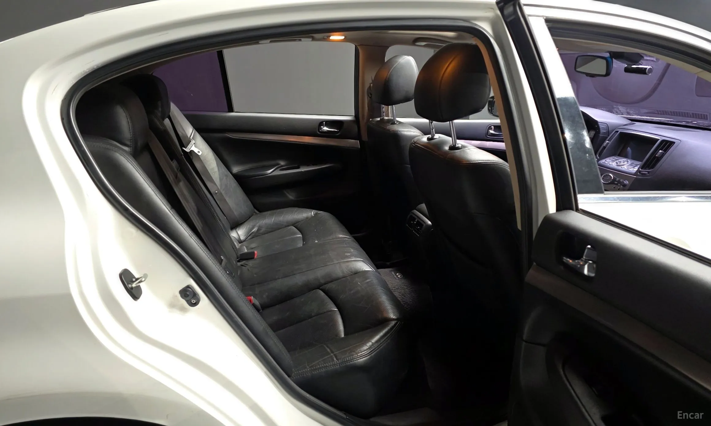 Infiniti G25 превью 11